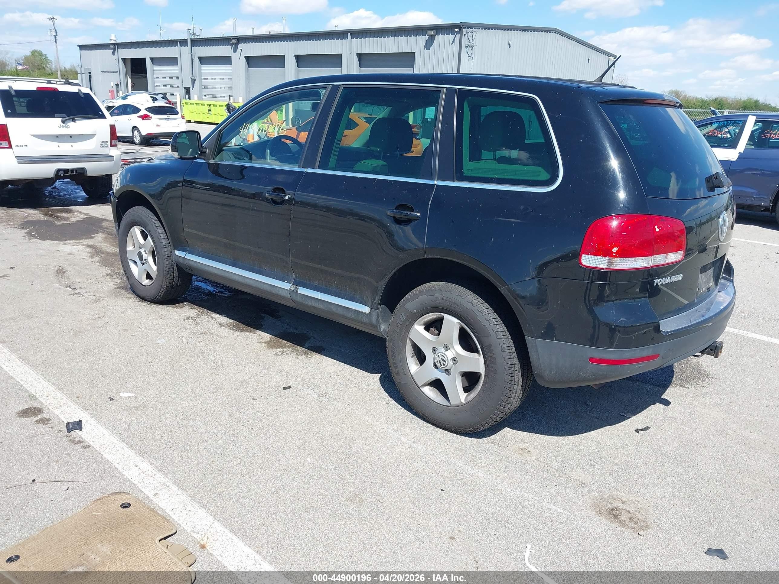 2006 Volkswagen Touareg V6 Черный vin: WVGZG77L26D006276