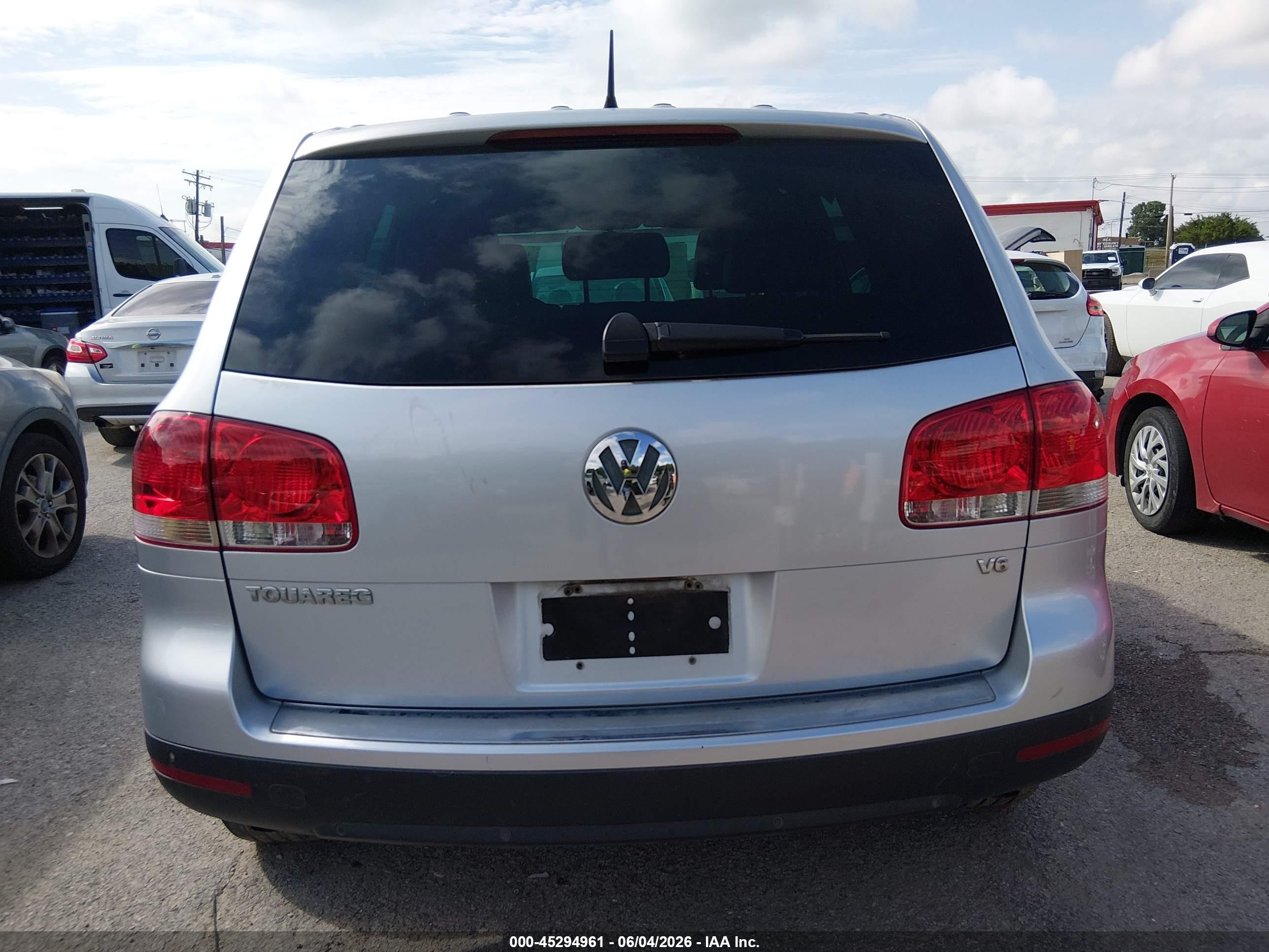 2006 Volkswagen Touareg V6 Gray vin: WVGZG77L36D007680