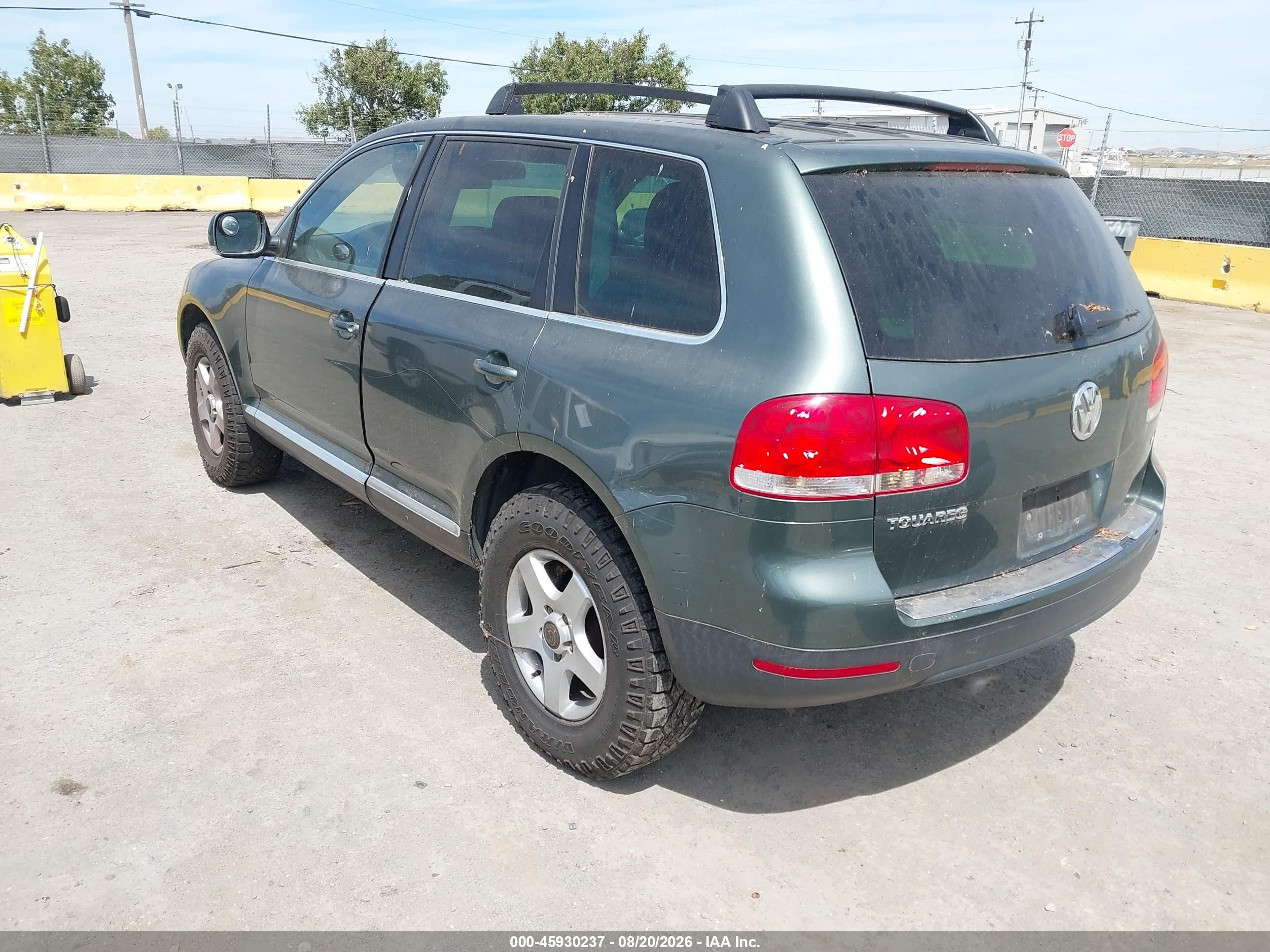 2005 Volkswagen Touareg 3.2 Green vin: WVGZG77L75D038932