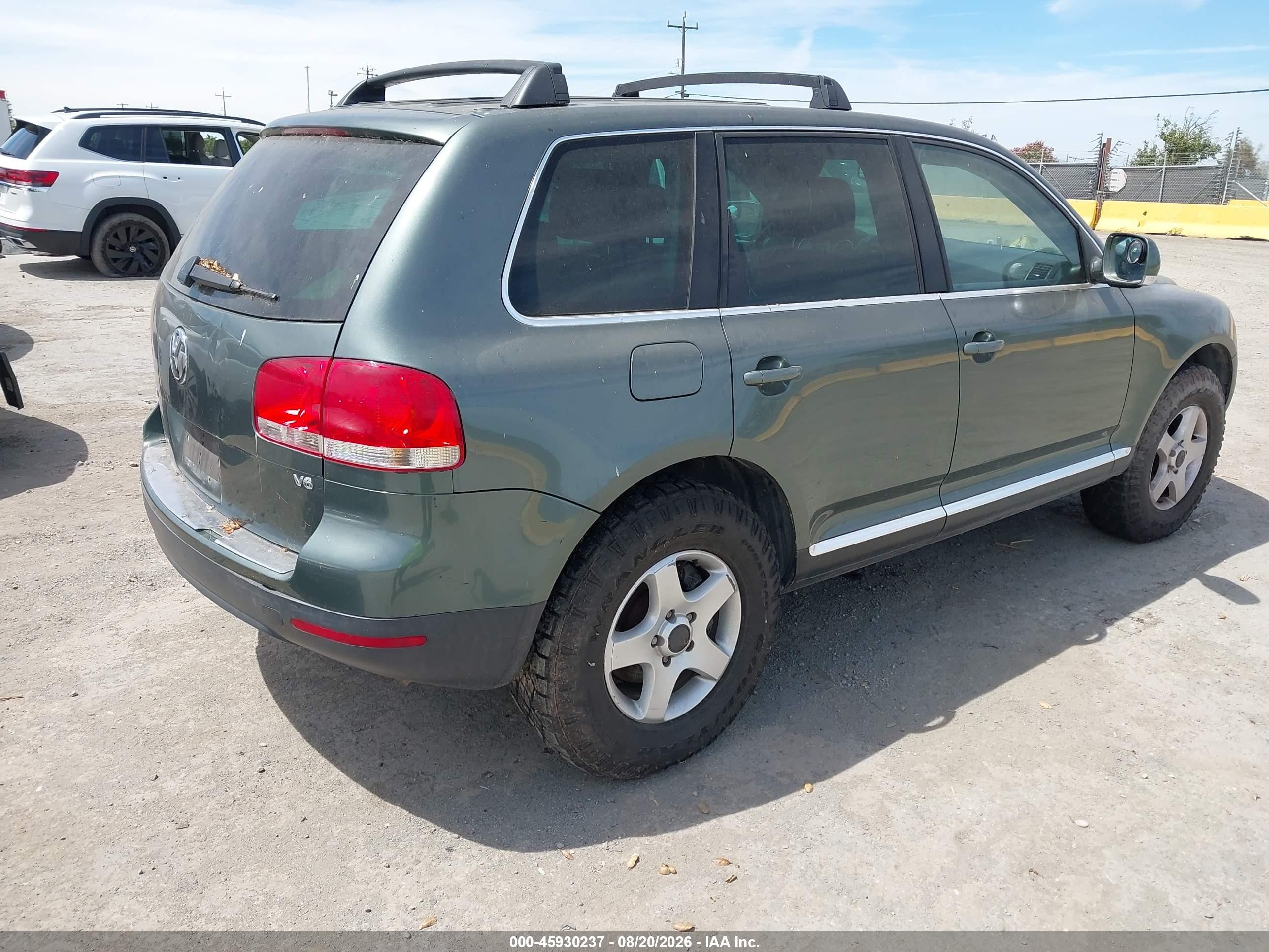 2005 Volkswagen Touareg 3.2 Green vin: WVGZG77L75D038932
