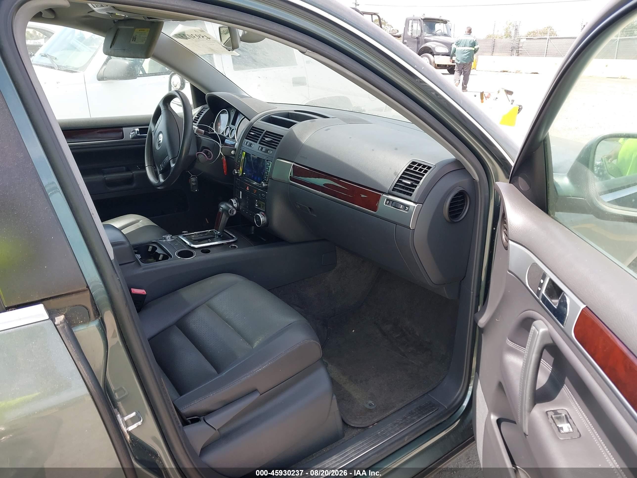 2005 Volkswagen Touareg 3.2 Green vin: WVGZG77L75D038932