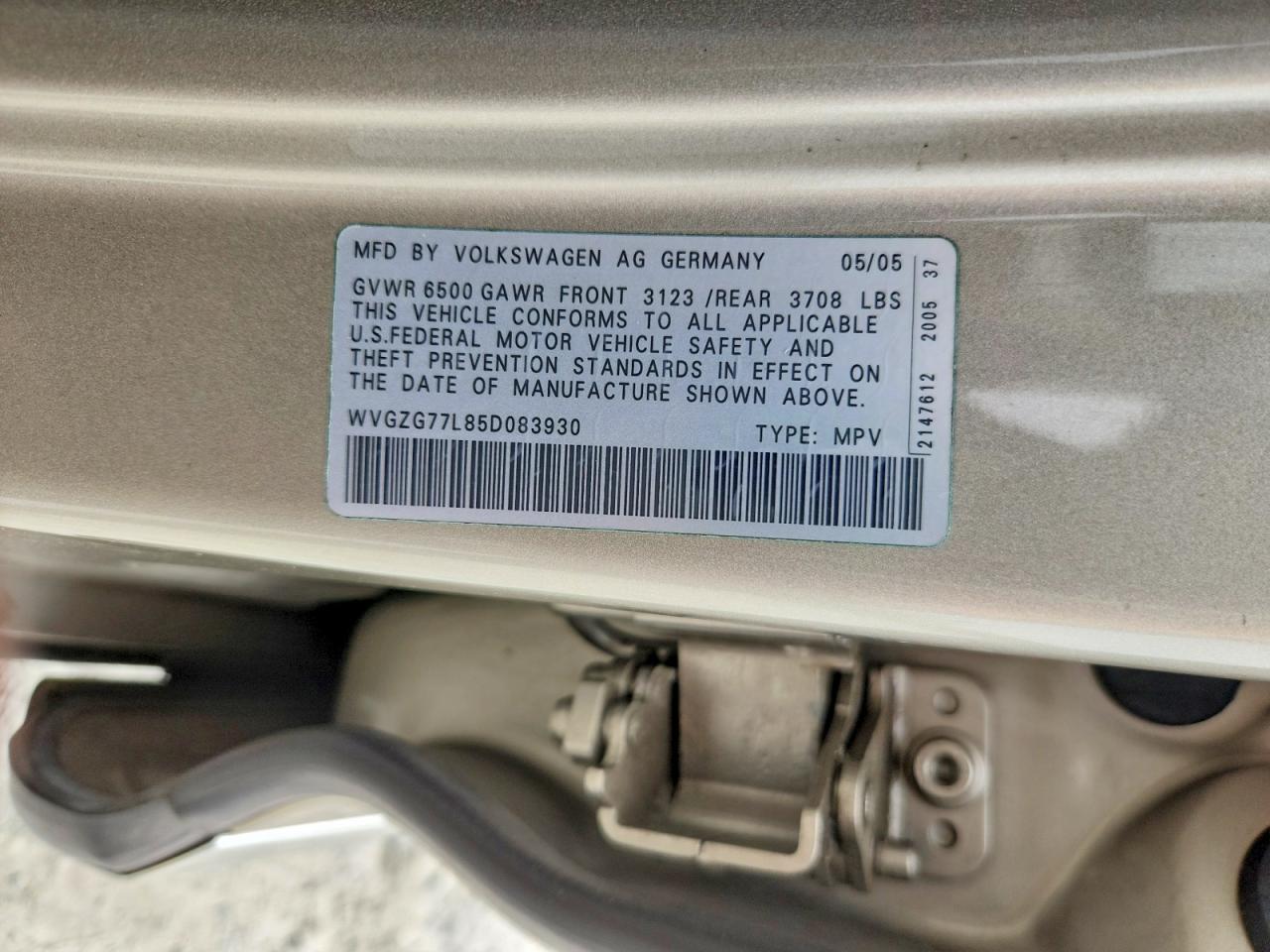 2005 Volkswagen Touareg 3.2 Beige vin: WVGZG77L85D083930