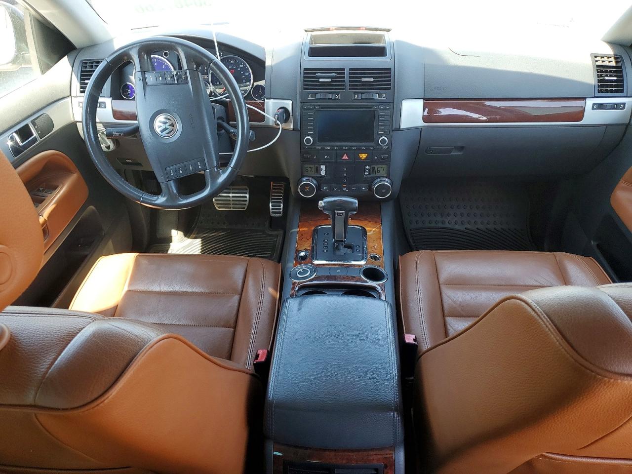 2006 Volkswagen Touareg 4.2 Black vin: WVGZM77L06D043531