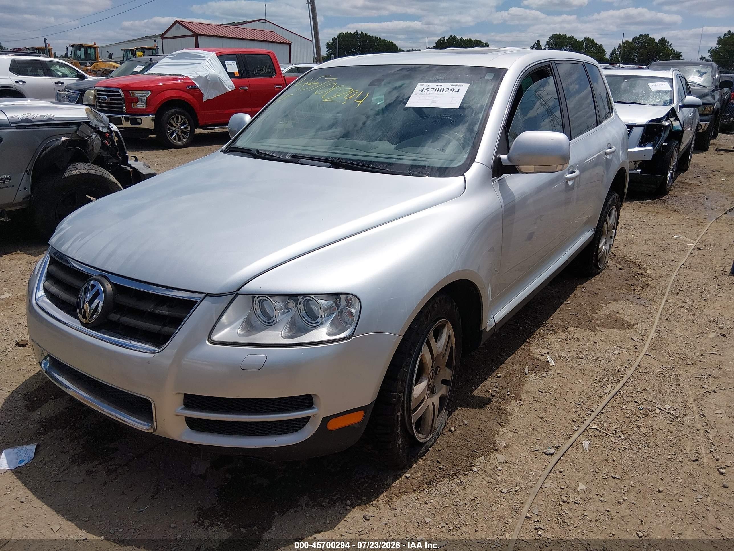 2006 Volkswagen Touareg V8 Black vin: WVGZM77L16D030884