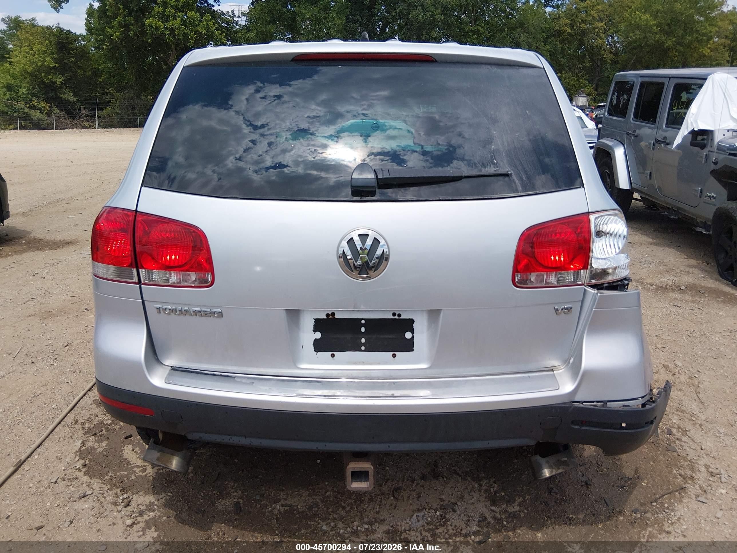 2006 Volkswagen Touareg V8 Black vin: WVGZM77L16D030884