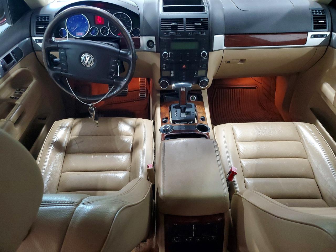 2005 Volkswagen Touareg 4.2 Burgundy vin: WVGZM77L85D072550