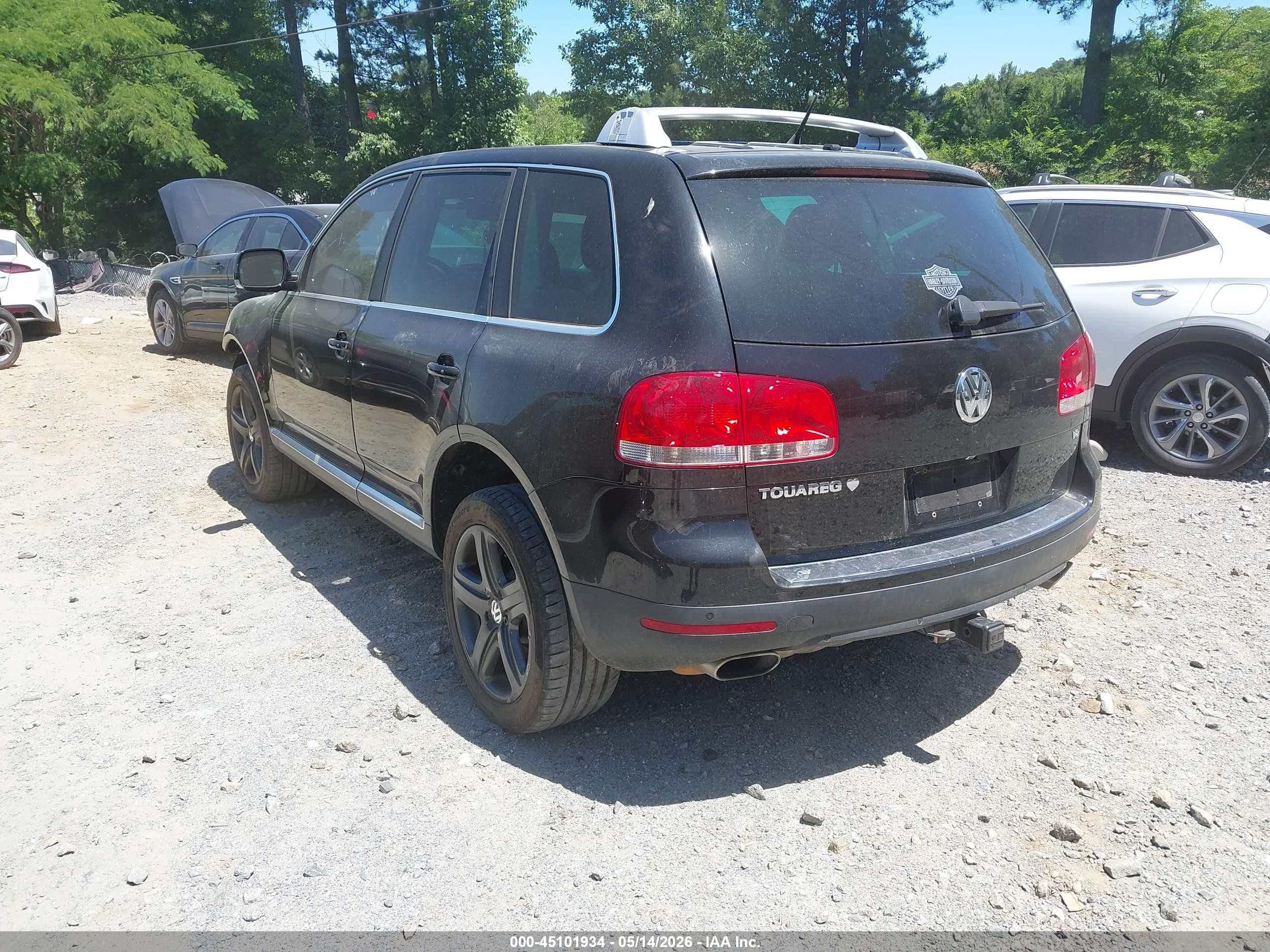 2006 Volkswagen Touareg V8 Black vin: WVGZM77L96D031457