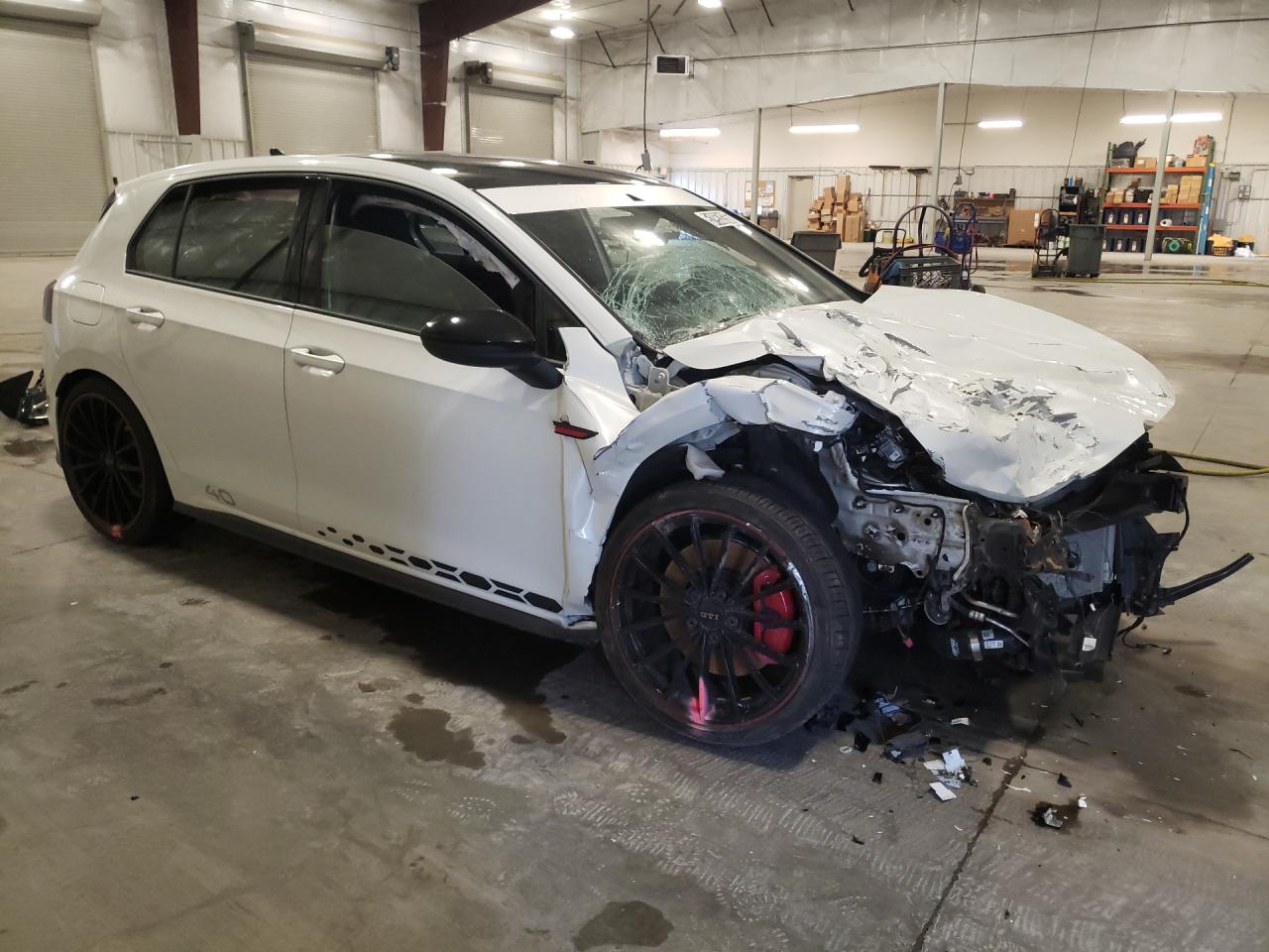 2023 Volkswagen Gti 40th Anniversary Белый vin: WVW9A7CD7PW197641 Damage: Right Front Fender, Severe Damage, Replacement Required