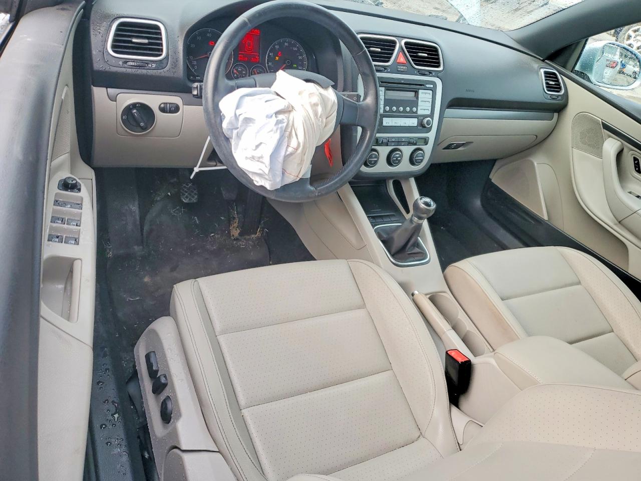 2007 Volkswagen Eos Base Silver vin: WVWAA71F77V047049