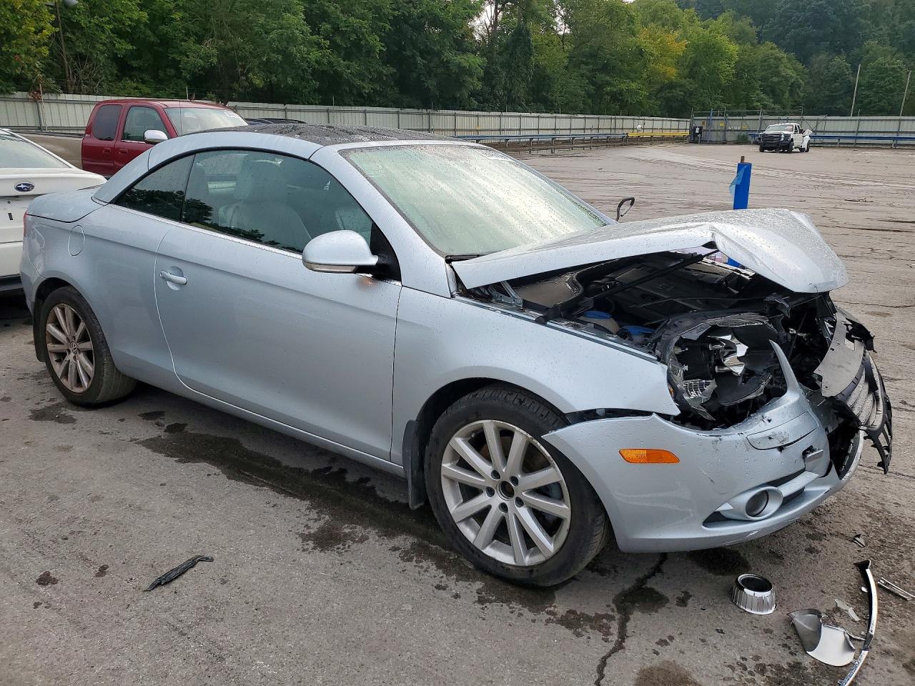 2007 Volkswagen Eos Base Silver vin: WVWAA71F77V047049