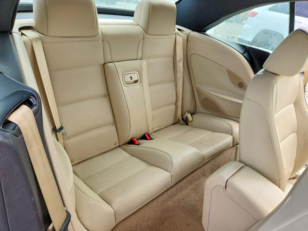 2008 Volkswagen Eos Turbo Blue vin: WVWAA71F78V049157