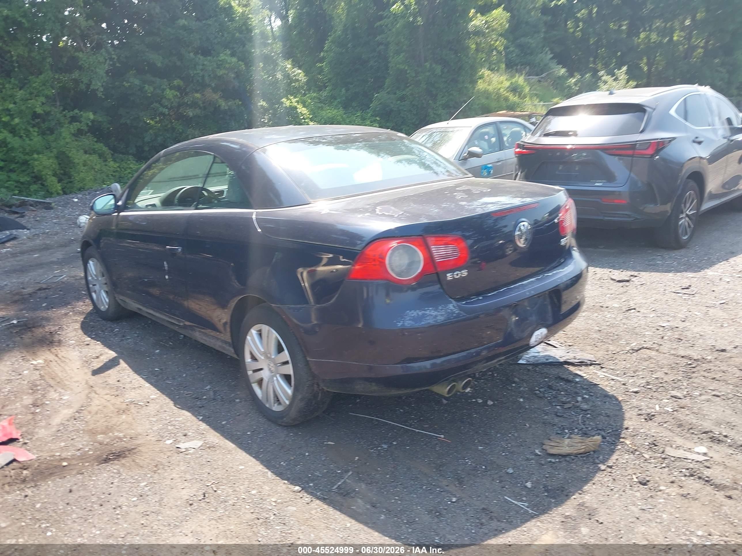 2008 Volkswagen Eos Komfort/turbo Blue vin: WVWAA71F98V052061