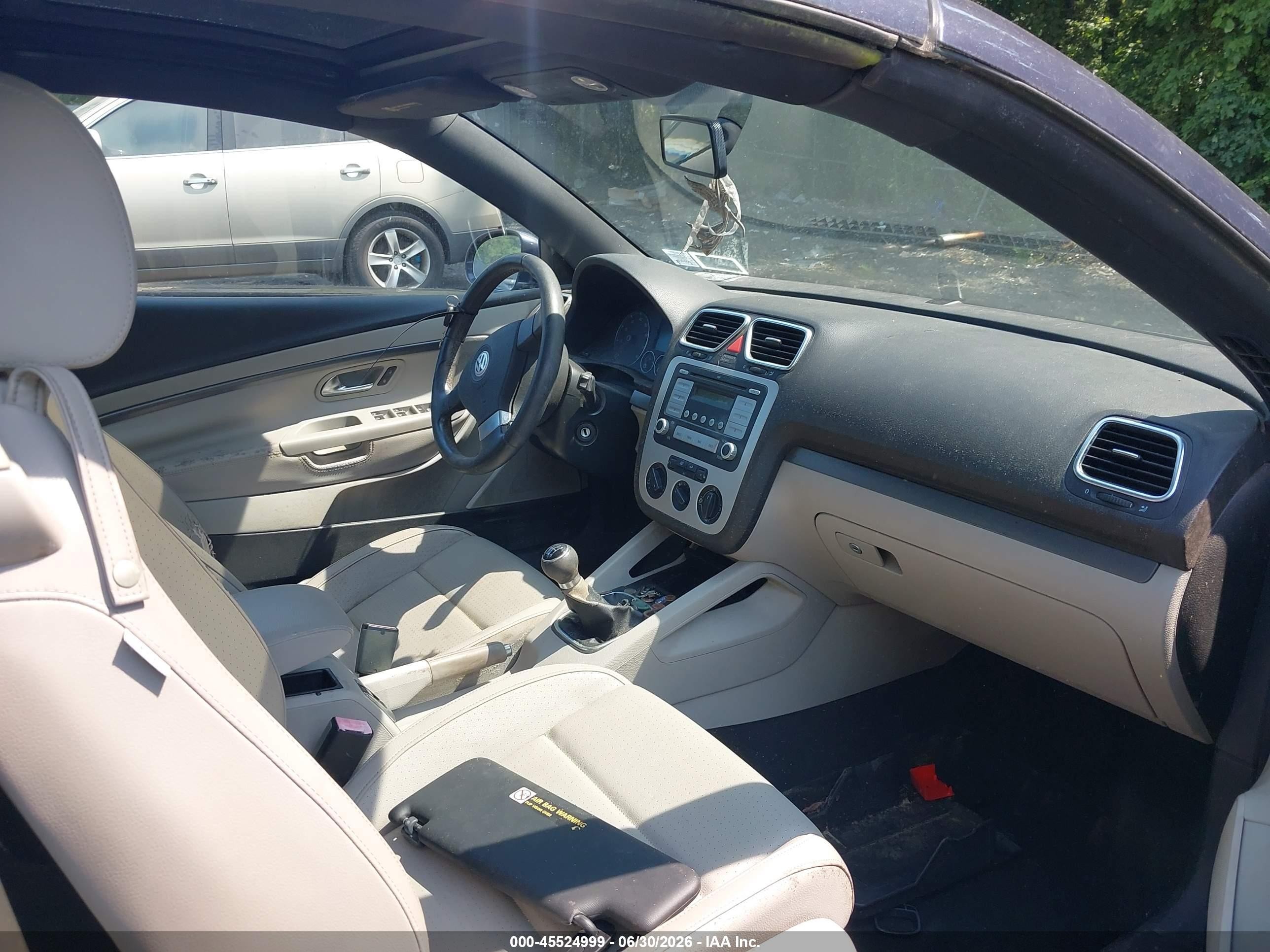 2008 Volkswagen Eos Komfort/turbo Blue vin: WVWAA71F98V052061