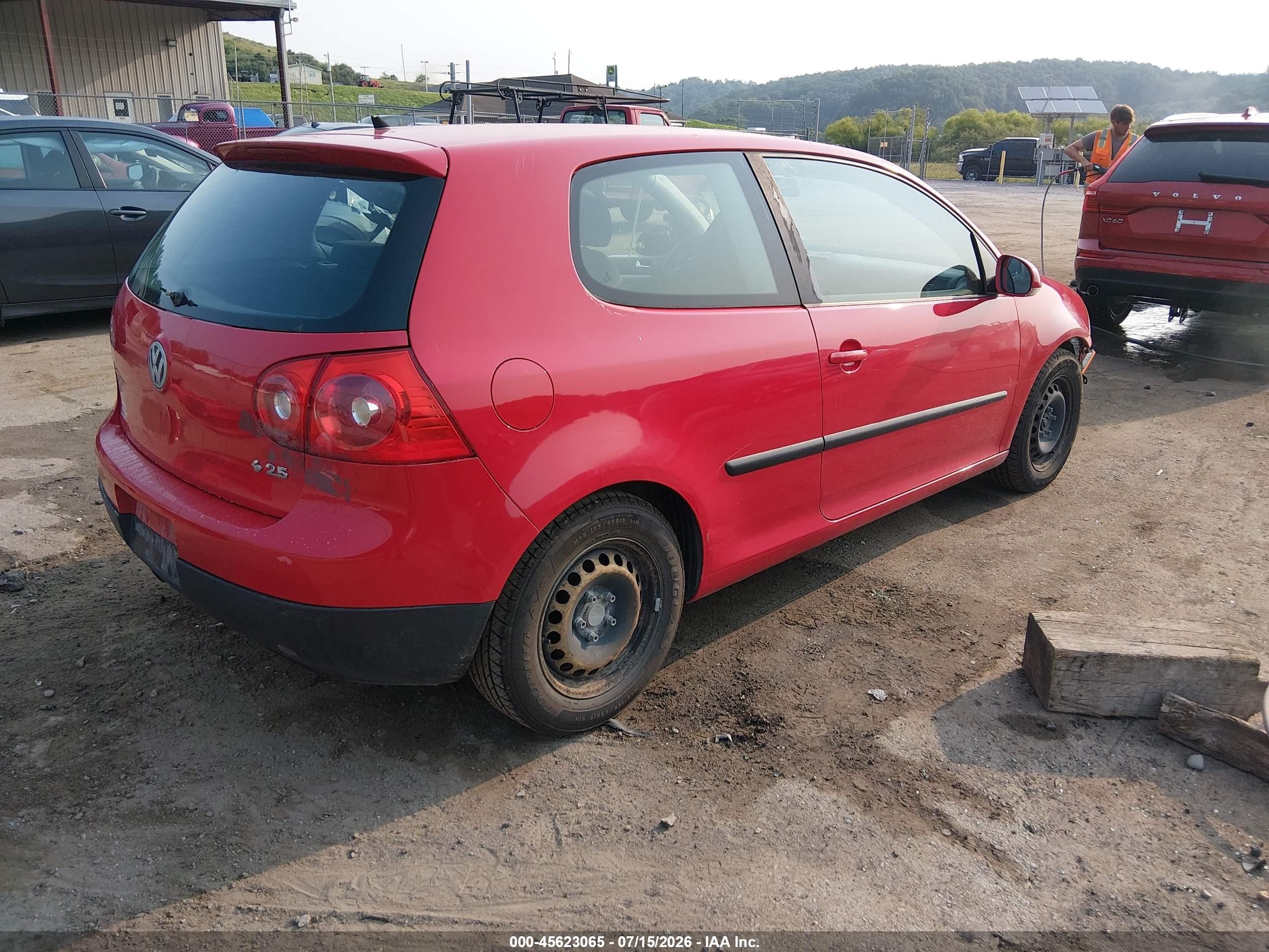 2008 Volkswagen Rabbit S Красный vin: WVWAA71K18W191429