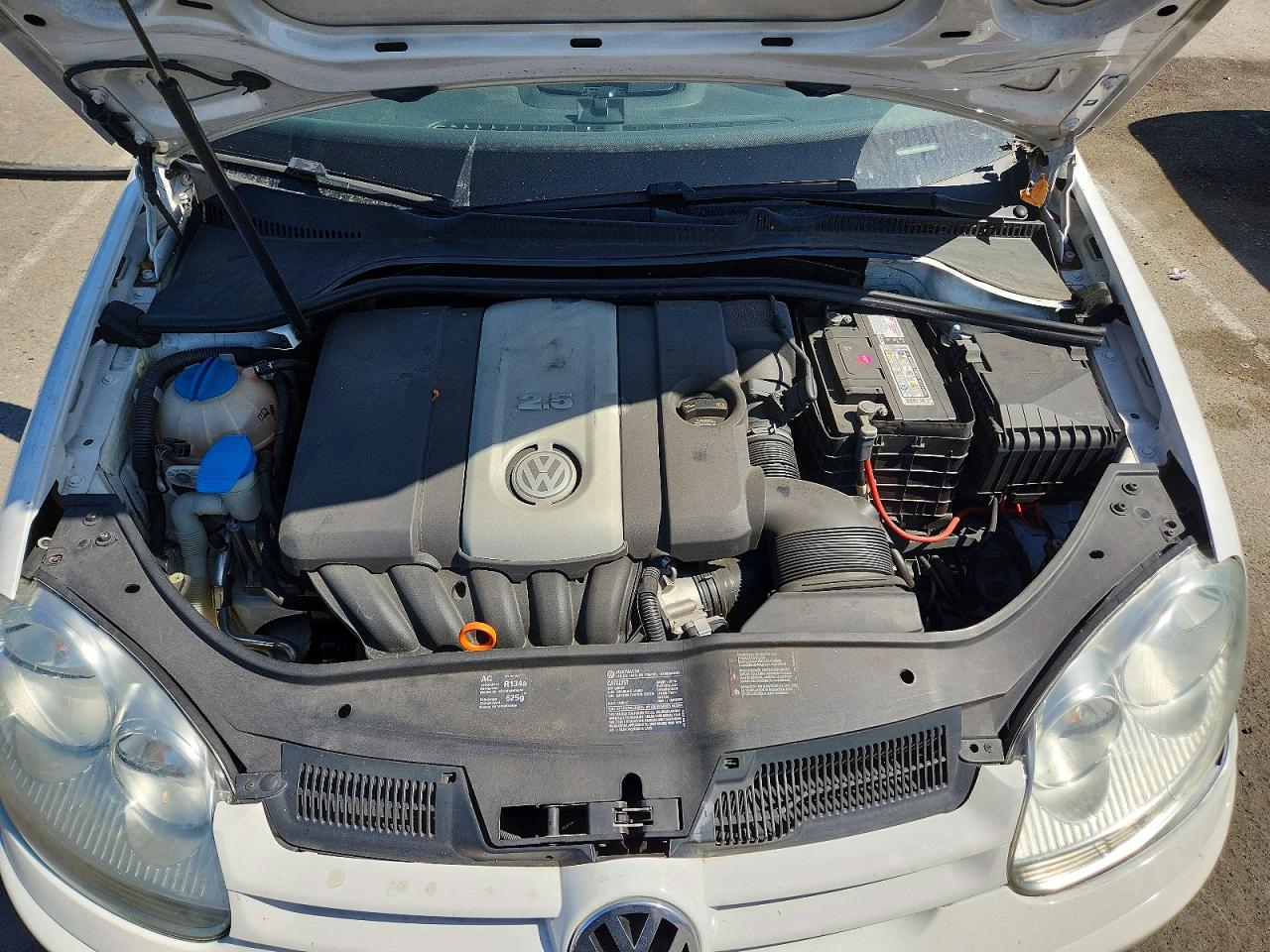 2008 Volkswagen Rabbit White vin: WVWAA71K48W220986