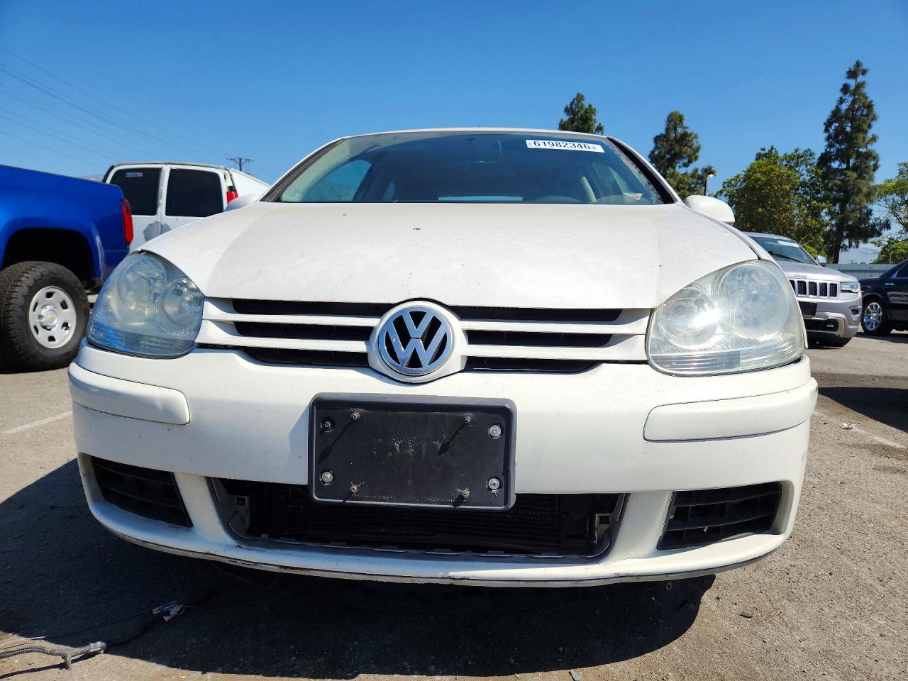 2008 Volkswagen Rabbit White vin: WVWAA71K48W220986
