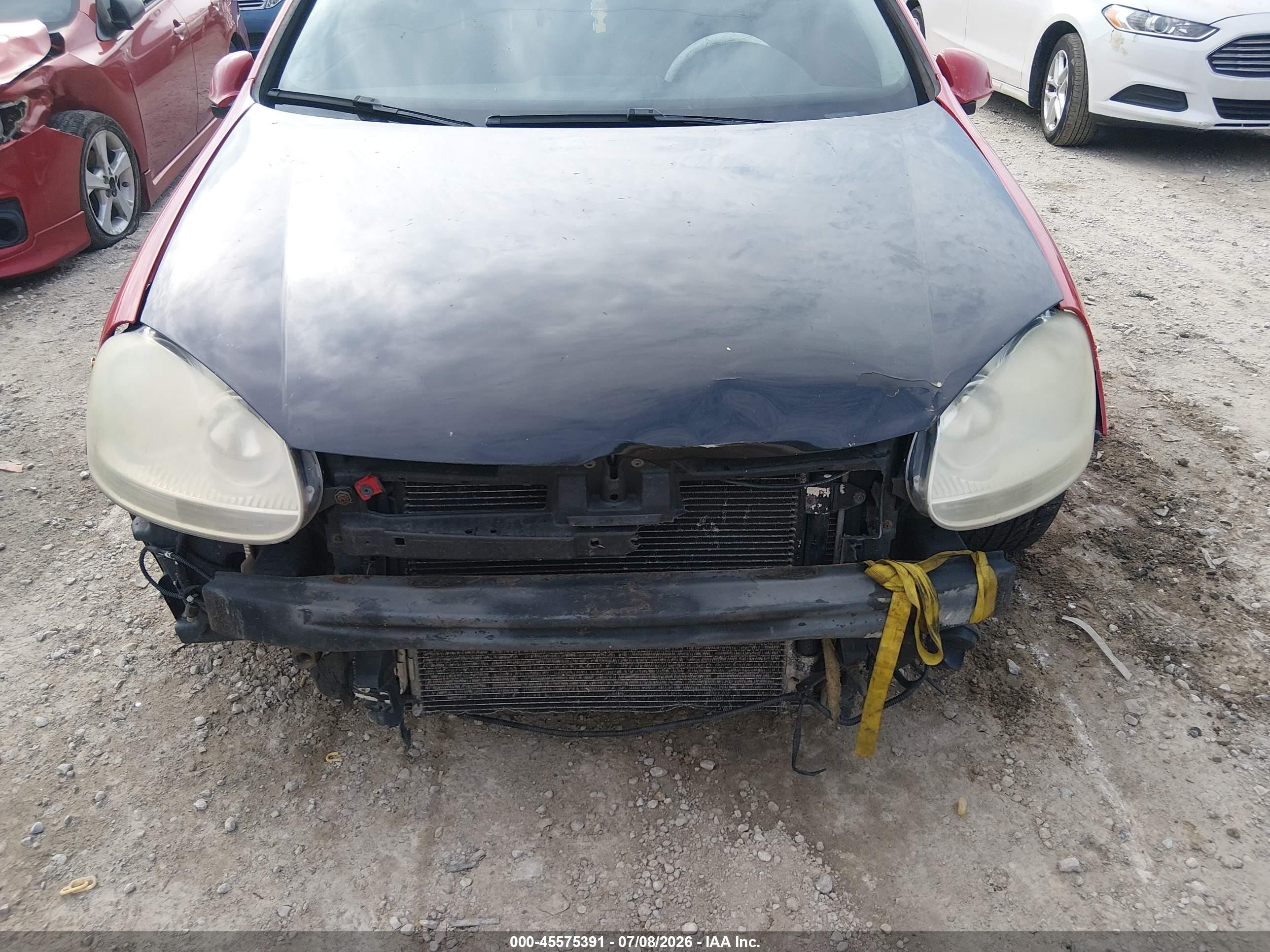 2008 Volkswagen Rabbit S Красный vin: WVWAA71K88W117666