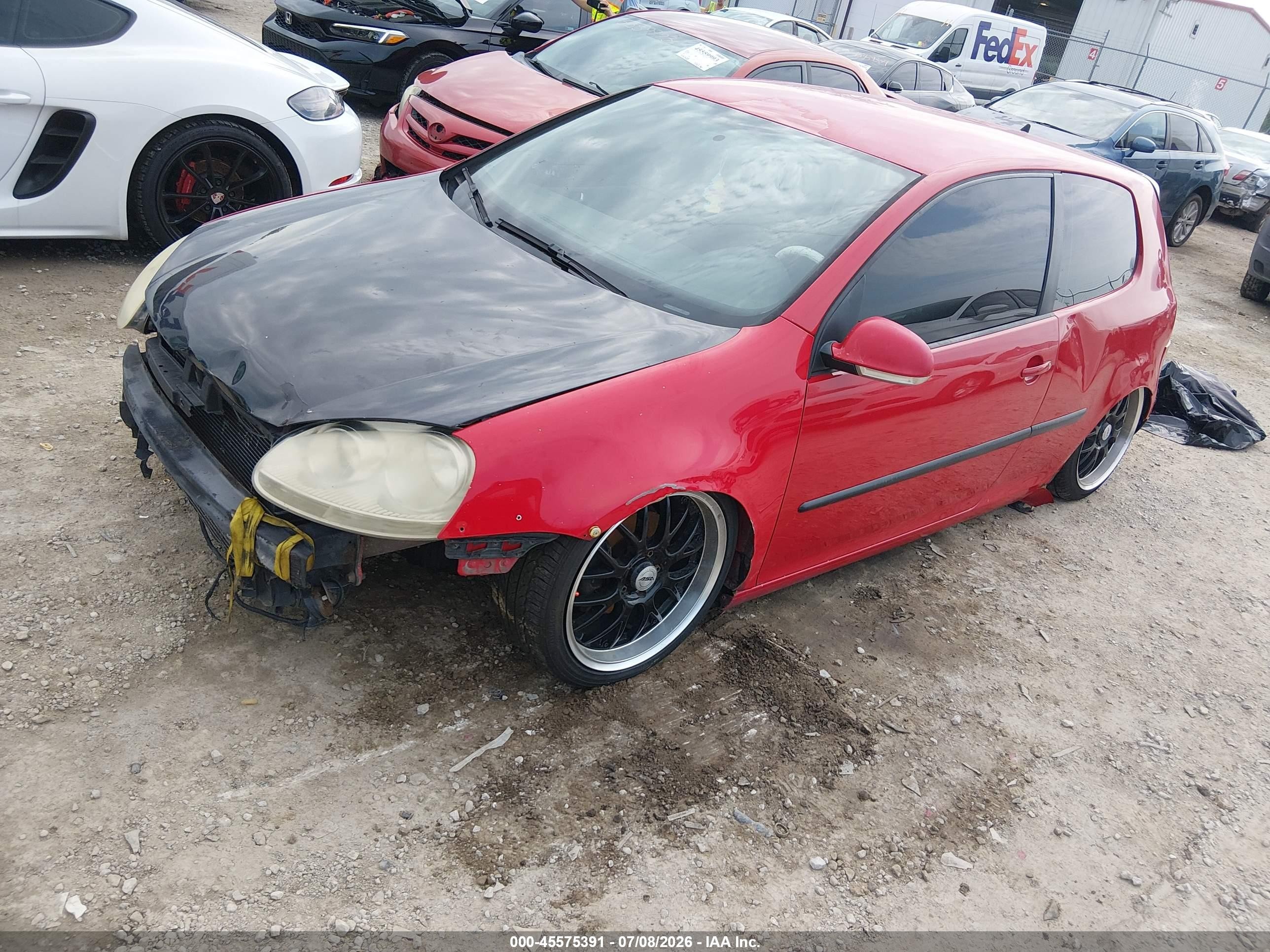 2008 Volkswagen Rabbit S Красный vin: WVWAA71K88W117666
