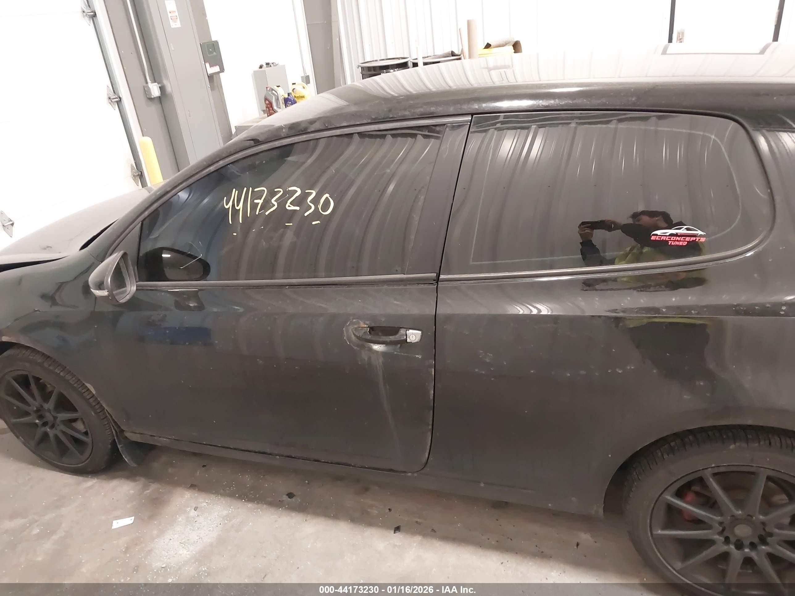 2010 Volkswagen Golf 2-door Black vin: WVWAA7AJ0AW093022