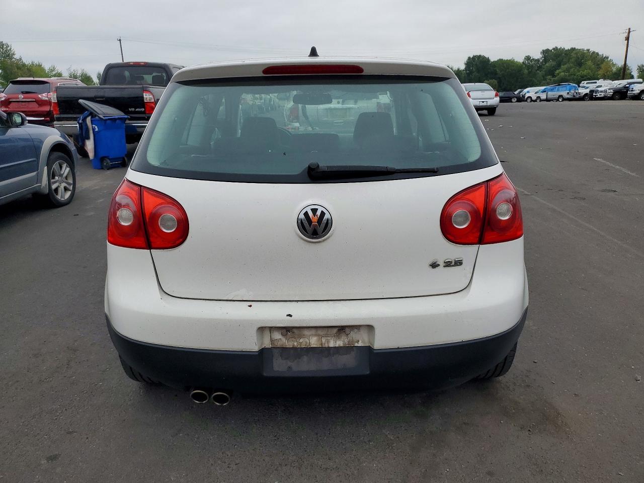 2008 Volkswagen Rabbit Белый vin: WVWAB71K28W244636