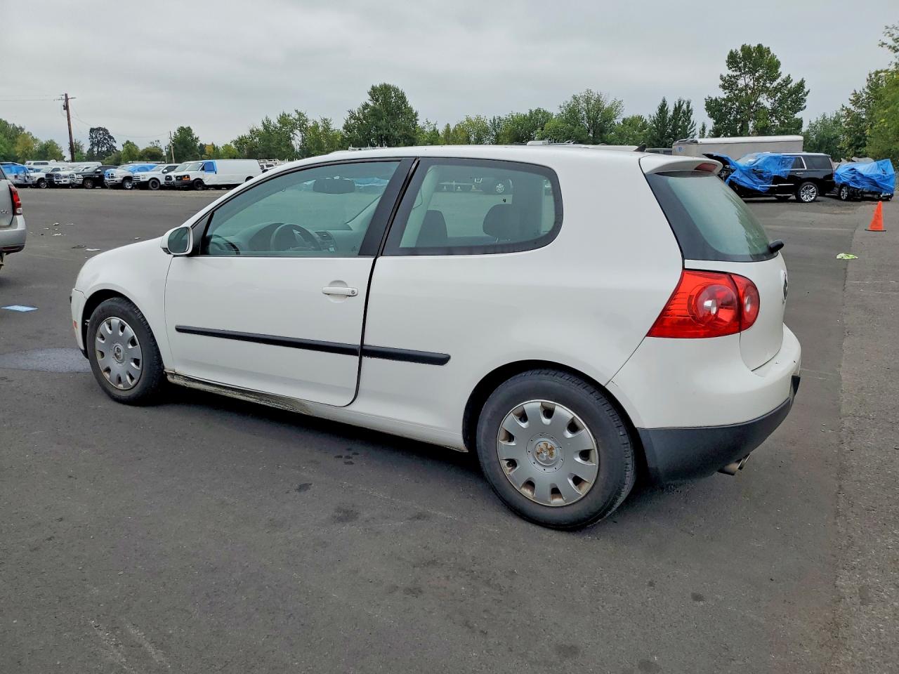 2008 Volkswagen Rabbit Белый vin: WVWAB71K28W244636