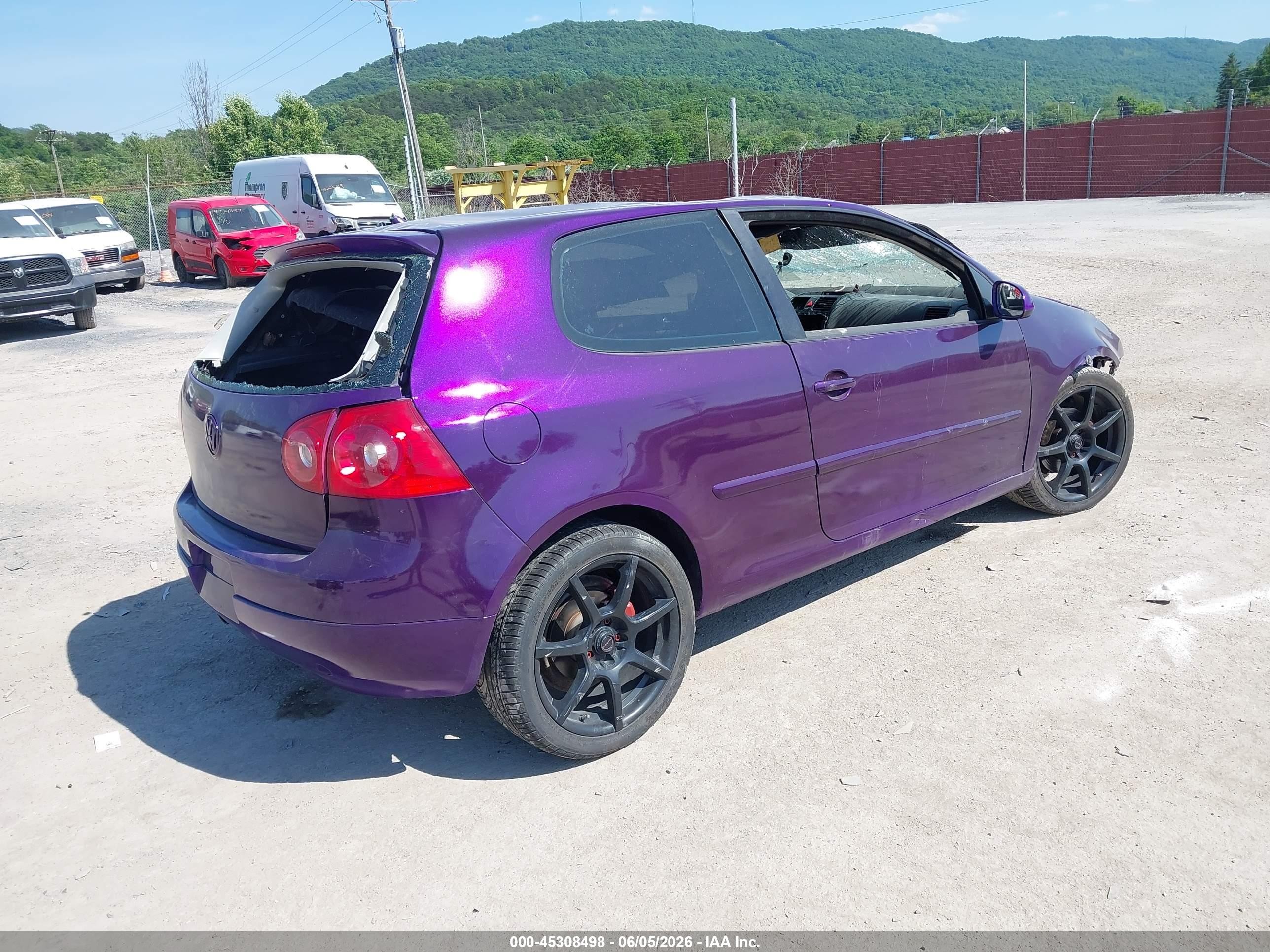 2008 Volkswagen Rabbit S Фиолетовый vin: WVWAB71KX8W051537