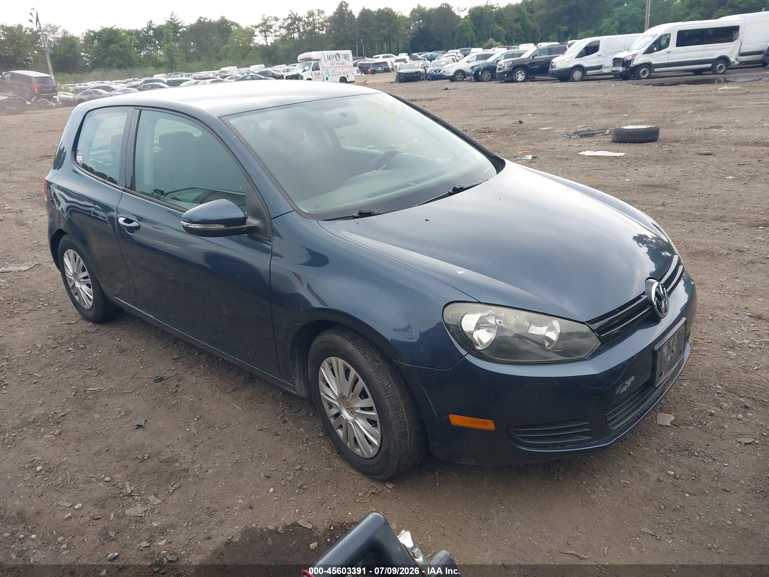 2011 Volkswagen Golf 2.5l 2-door Blue vin: WVWAB7AJ1BW095294