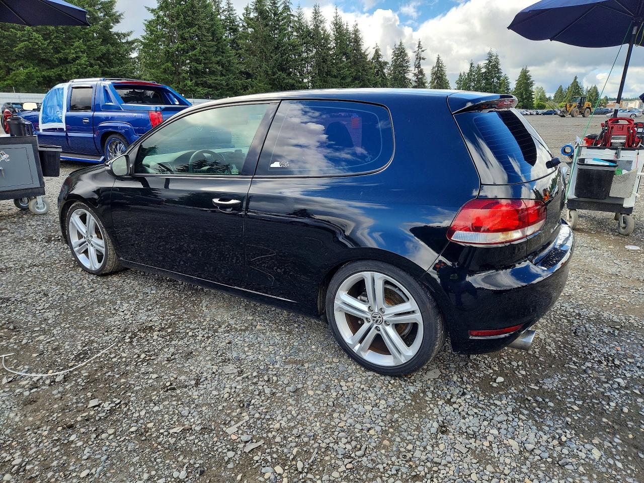 2010 Volkswagen Golf Черный vin: WVWAB7AJ2AW300362