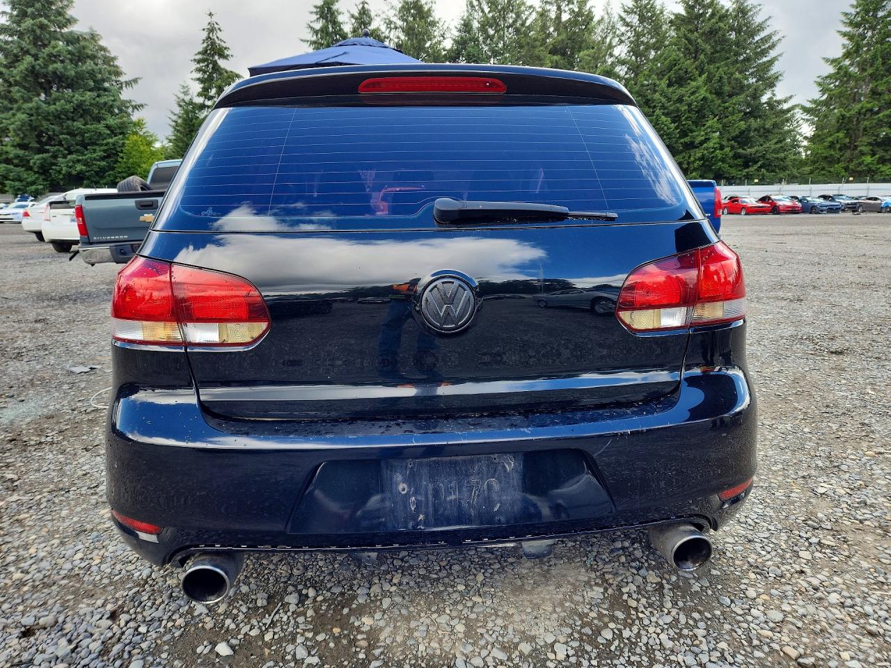 2010 Volkswagen Golf Черный vin: WVWAB7AJ2AW300362