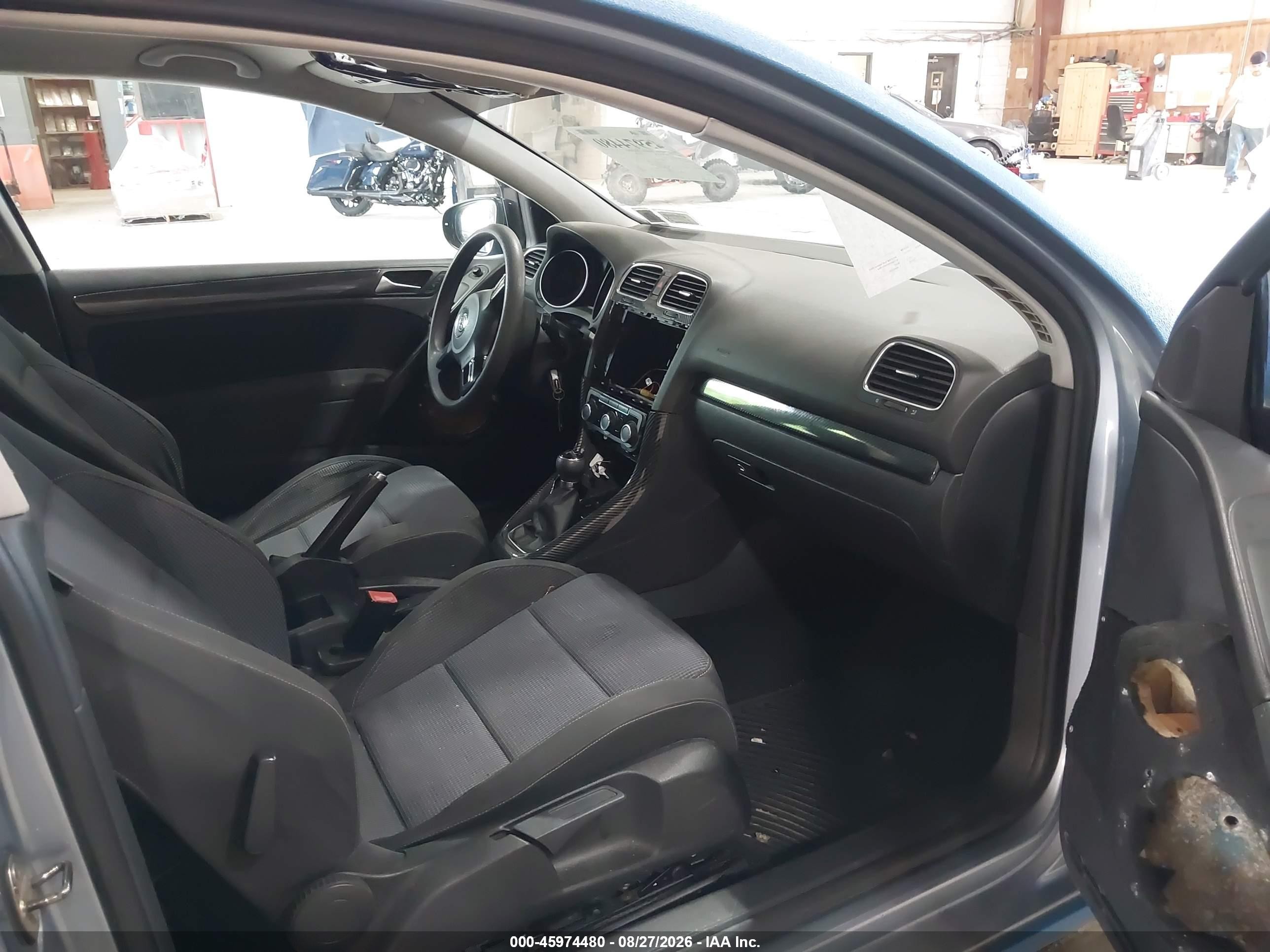 2012 Volkswagen Golf Blue vin: WVWAB7AJ2CW126019