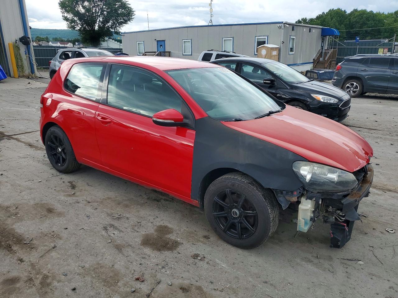 2010 Volkswagen Golf Red vin: WVWAB7AJ3AW121876