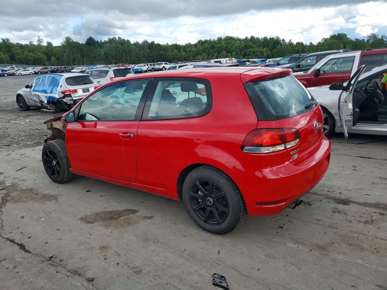 2010 Volkswagen Golf Red vin: WVWAB7AJ3AW121876