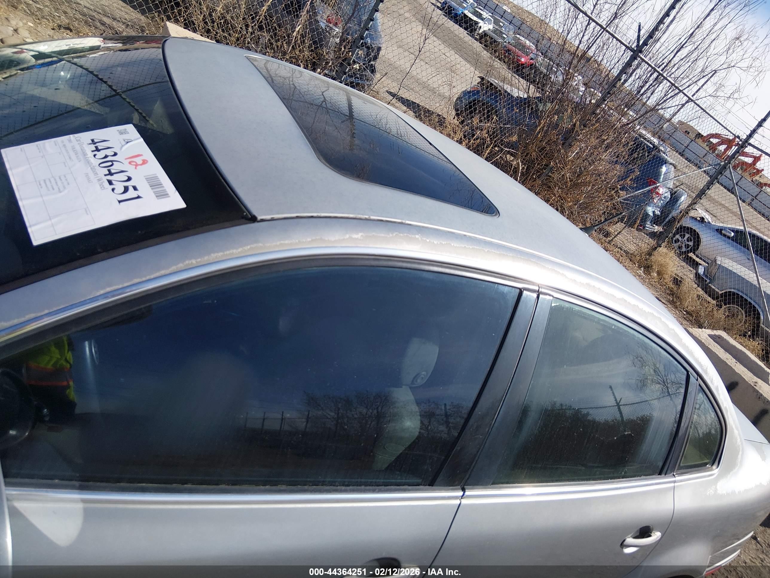 2005 Volkswagen Passat Gls 1.8t Silver vin: WVWAD63B35E044027