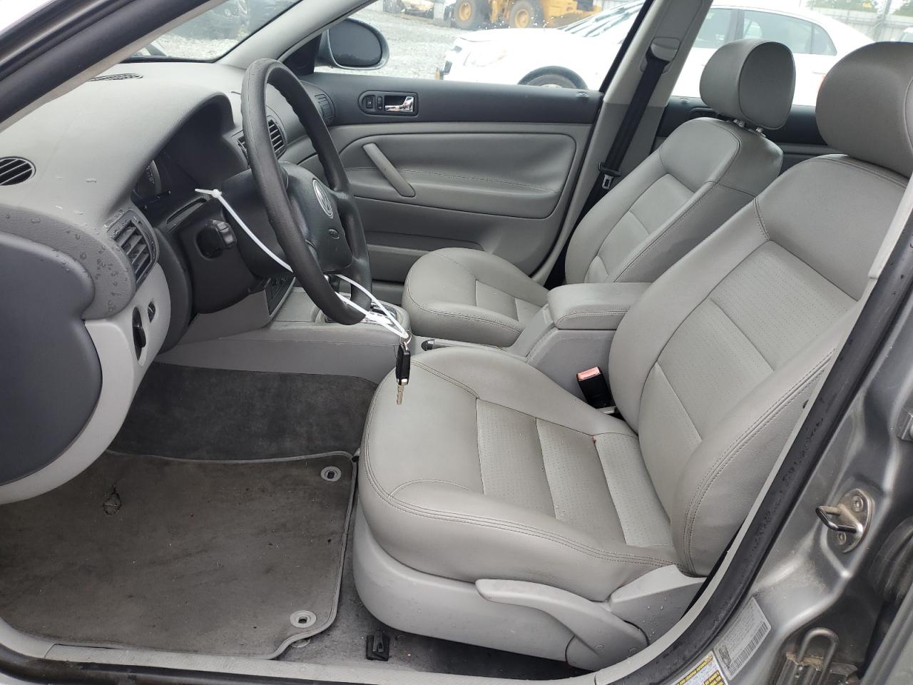 2005 Volkswagen Passat Gls Серебряный vin: WVWAD63BX5P032087