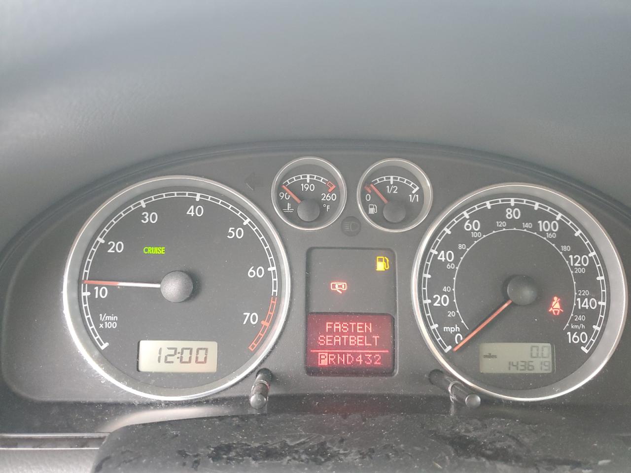 2005 Volkswagen Passat Gls Серебряный vin: WVWAD63BX5P032087