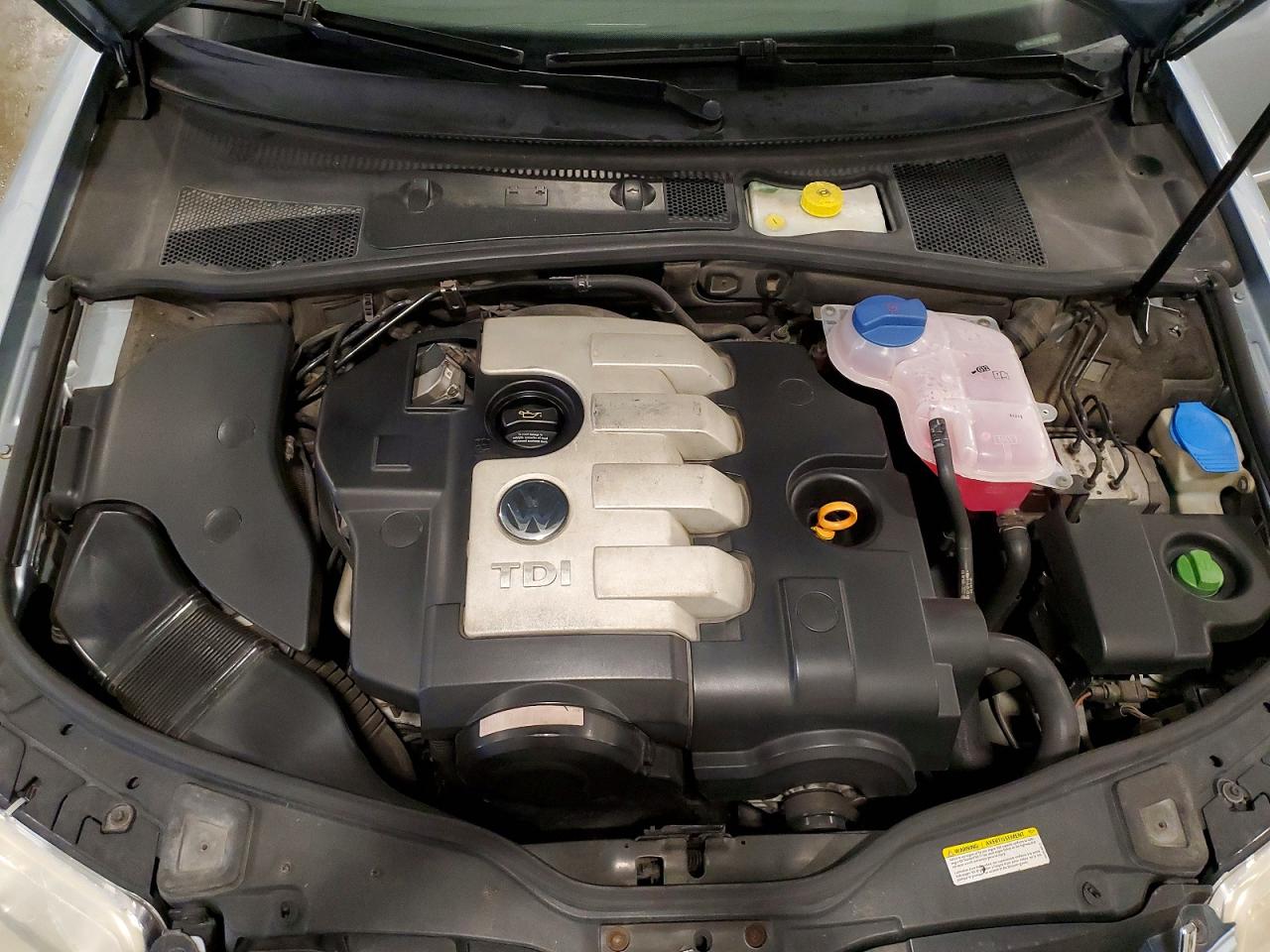 2005 Volkswagen Passat Gls Tdi Silver vin: WVWAE63B75E027275