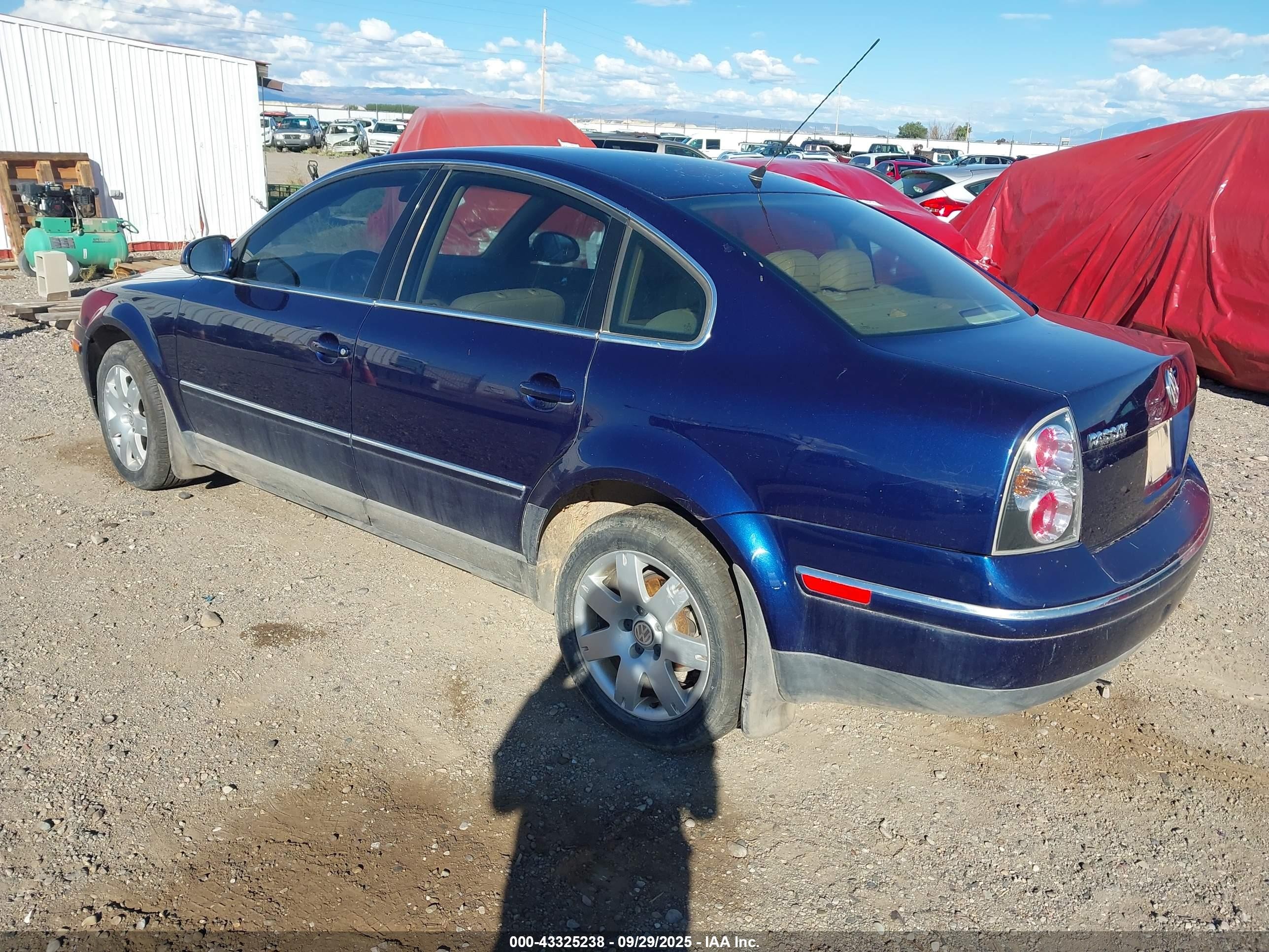 2005 Volkswagen Passat Gls Tdi Blue vin: WVWAE63B75P051399