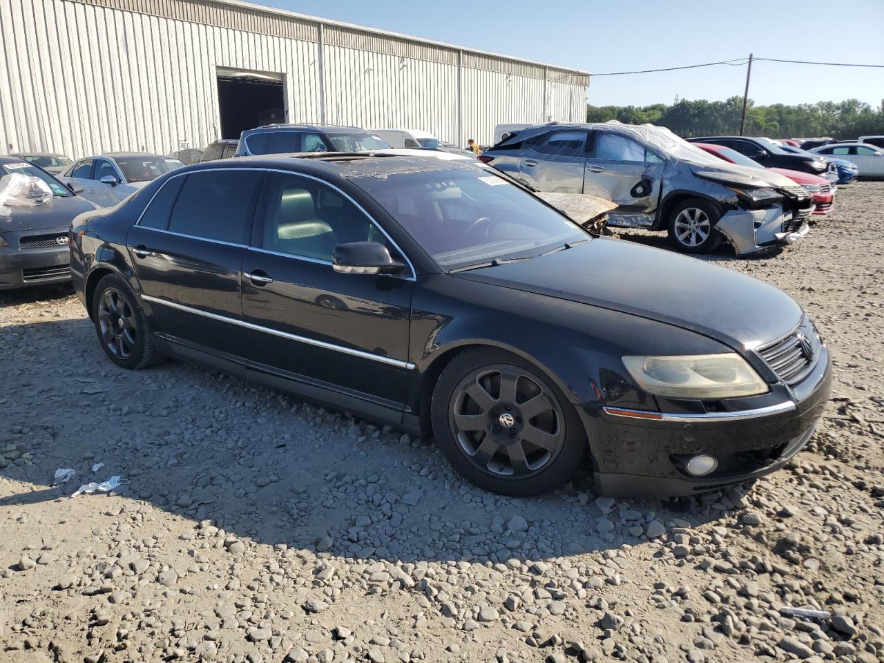 2004 Volkswagen Phaeton 4.2 Black vin: WVWAF63D148011178