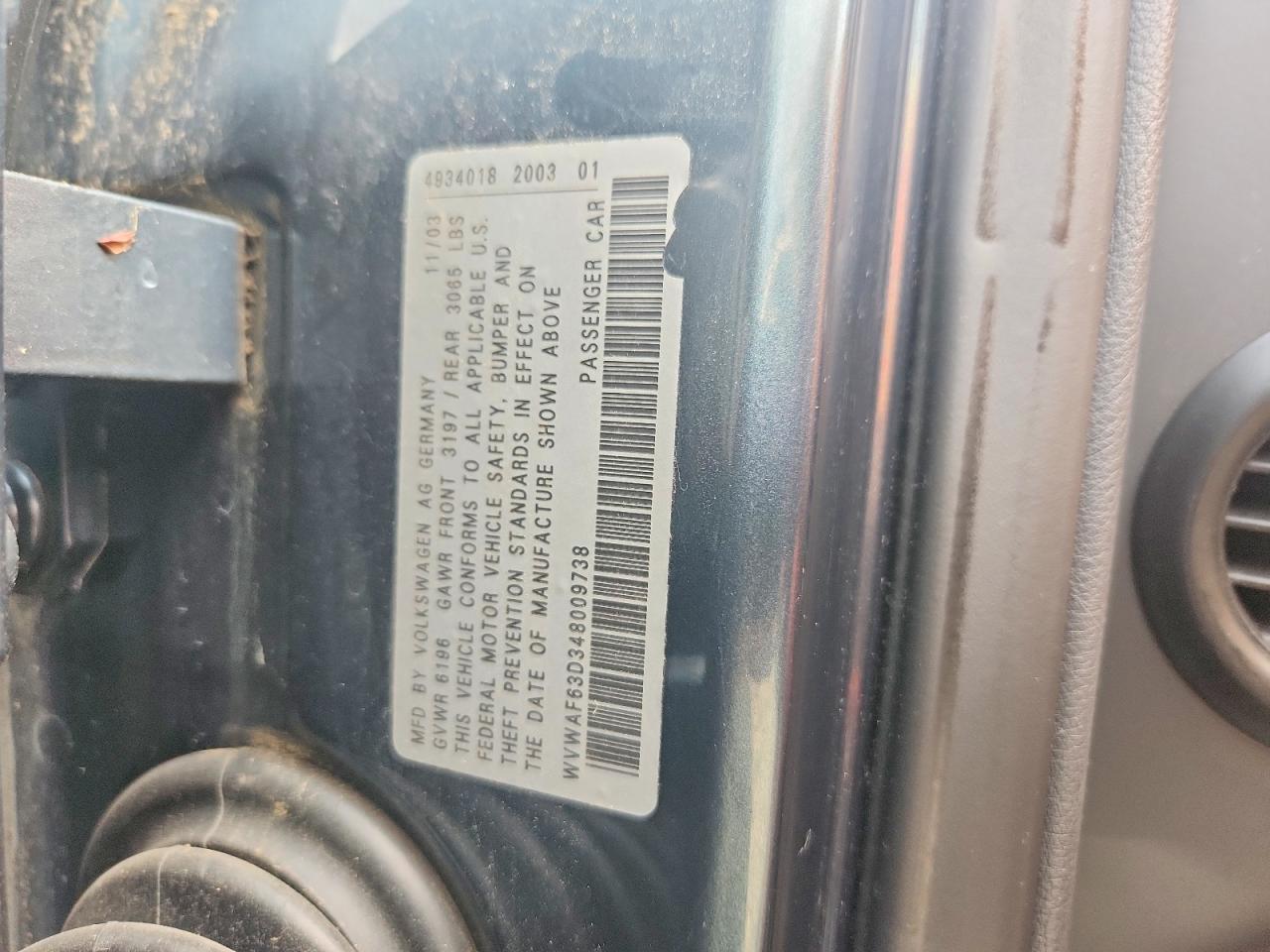 2004 Volkswagen Phaeton 4.2 Blue vin: WVWAF63D348009738