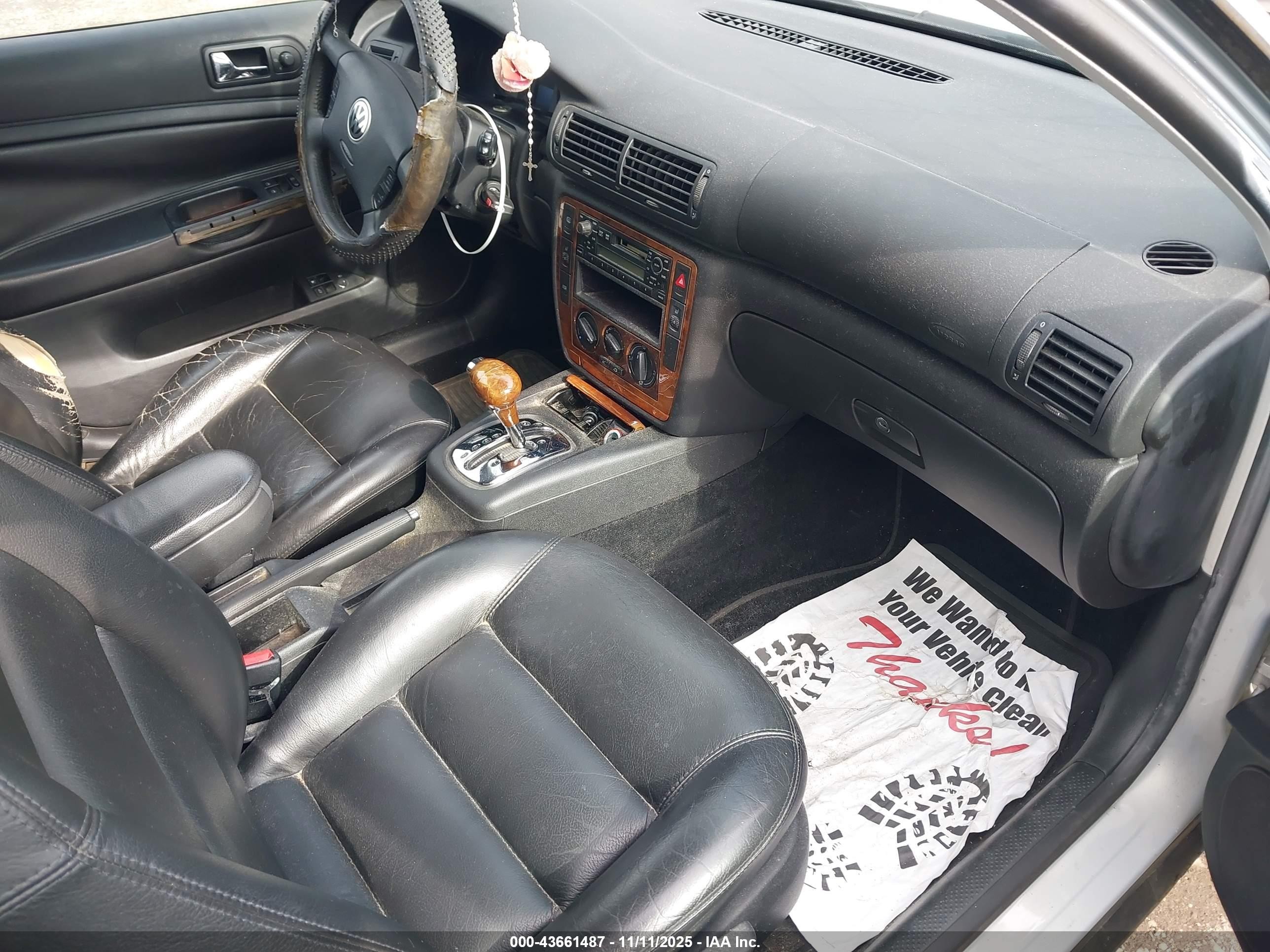 2001 Volkswagen Passat Gls Silver vin: WVWAH63B81P046665