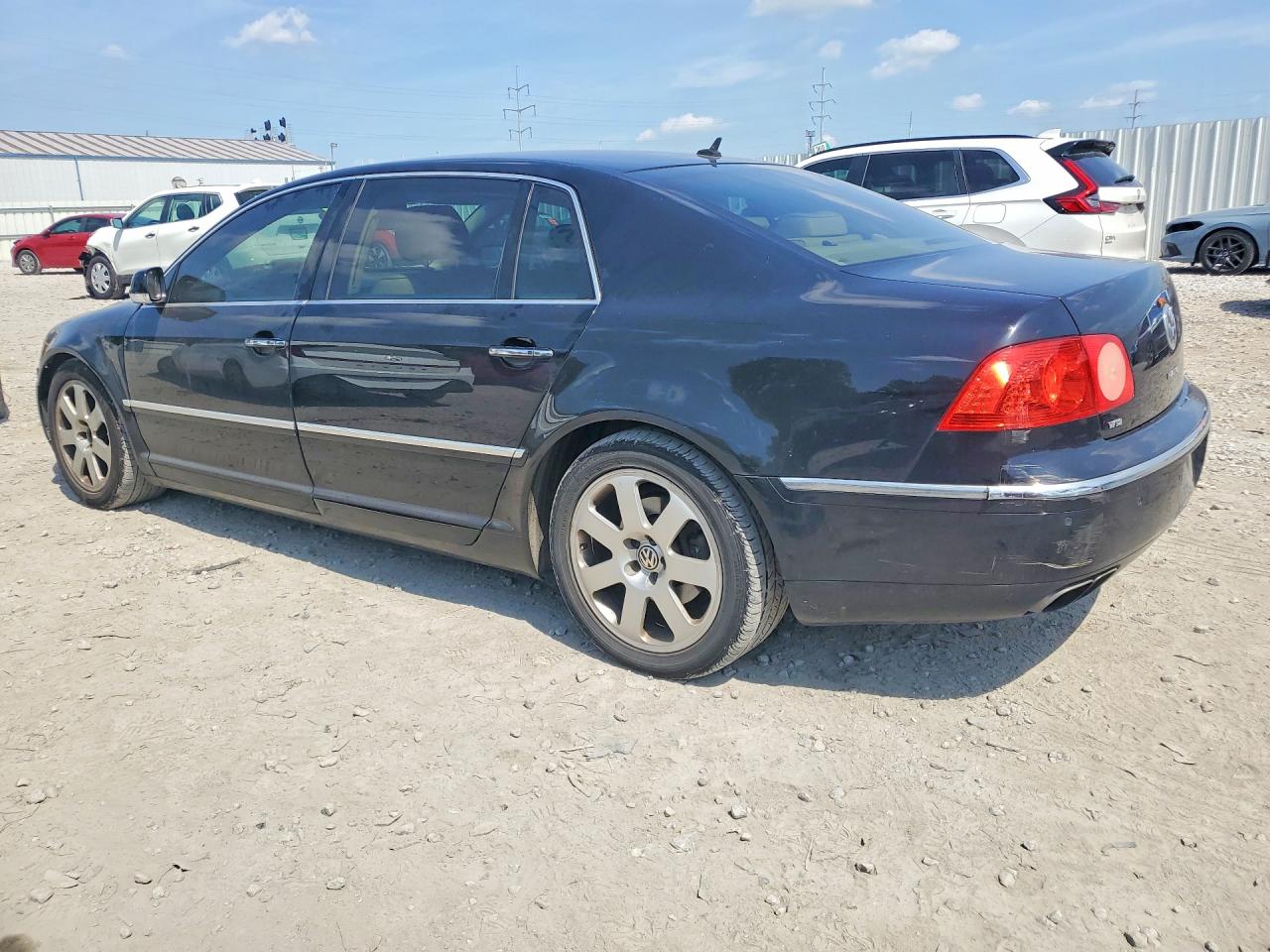 2004 Volkswagen Phaeton 6.0 Black vin: WVWAH63D048007875