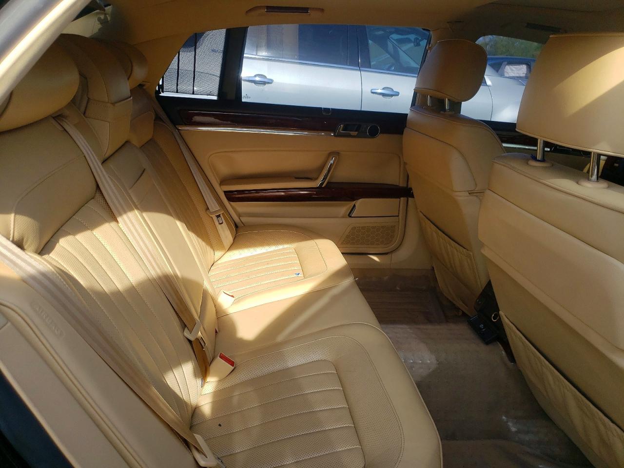 2004 Volkswagen Phaeton 6.0 Black vin: WVWAH63D448008446