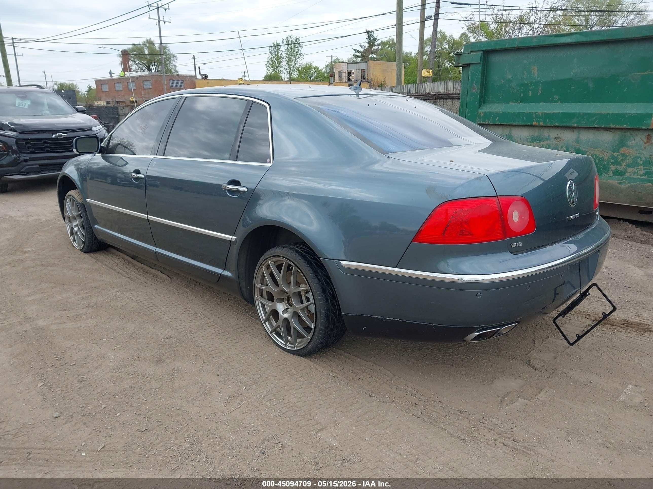 2005 Volkswagen Phaeton W12 Teal vin: WVWAH93D058001612