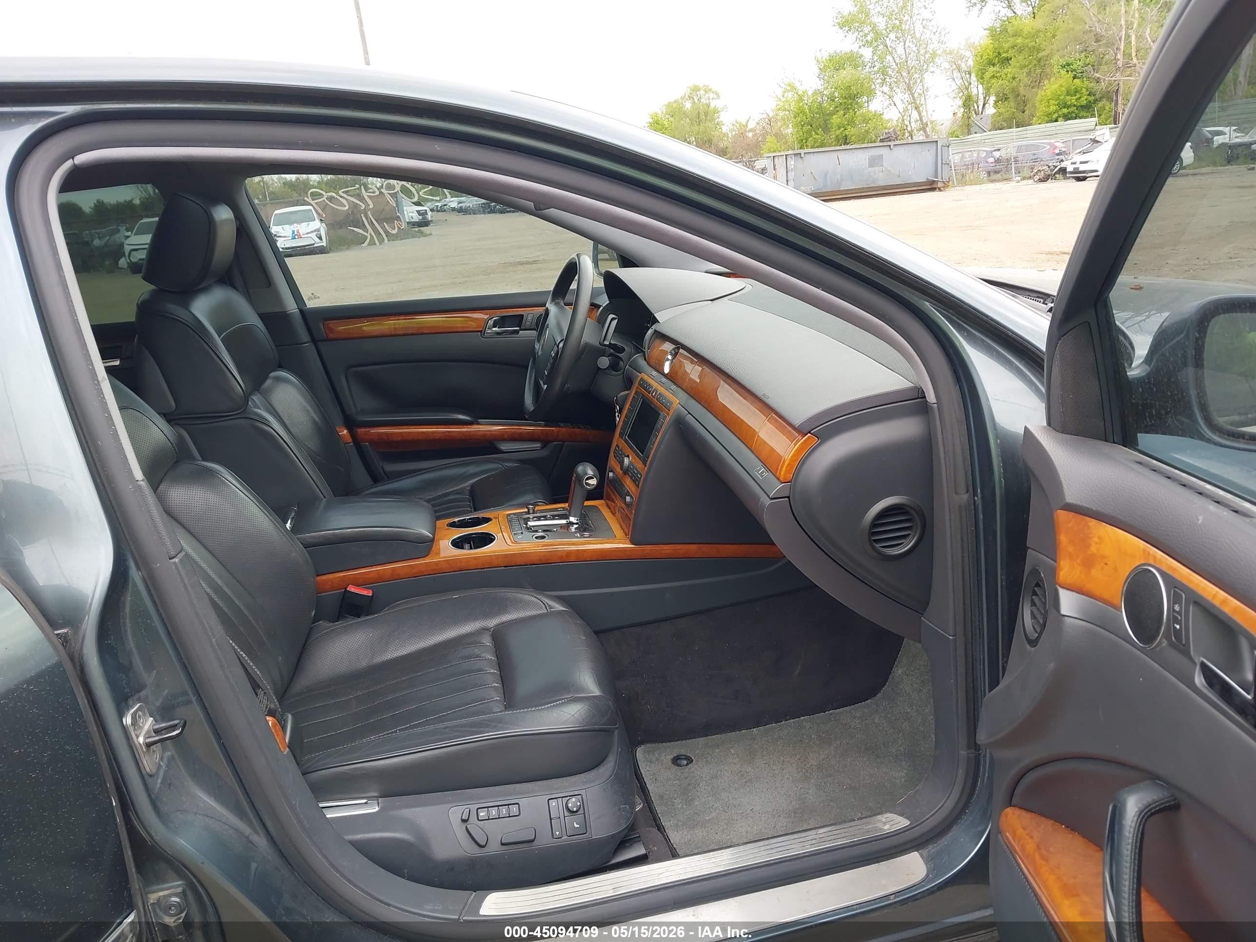 2005 Volkswagen Phaeton W12 Teal vin: WVWAH93D058001612