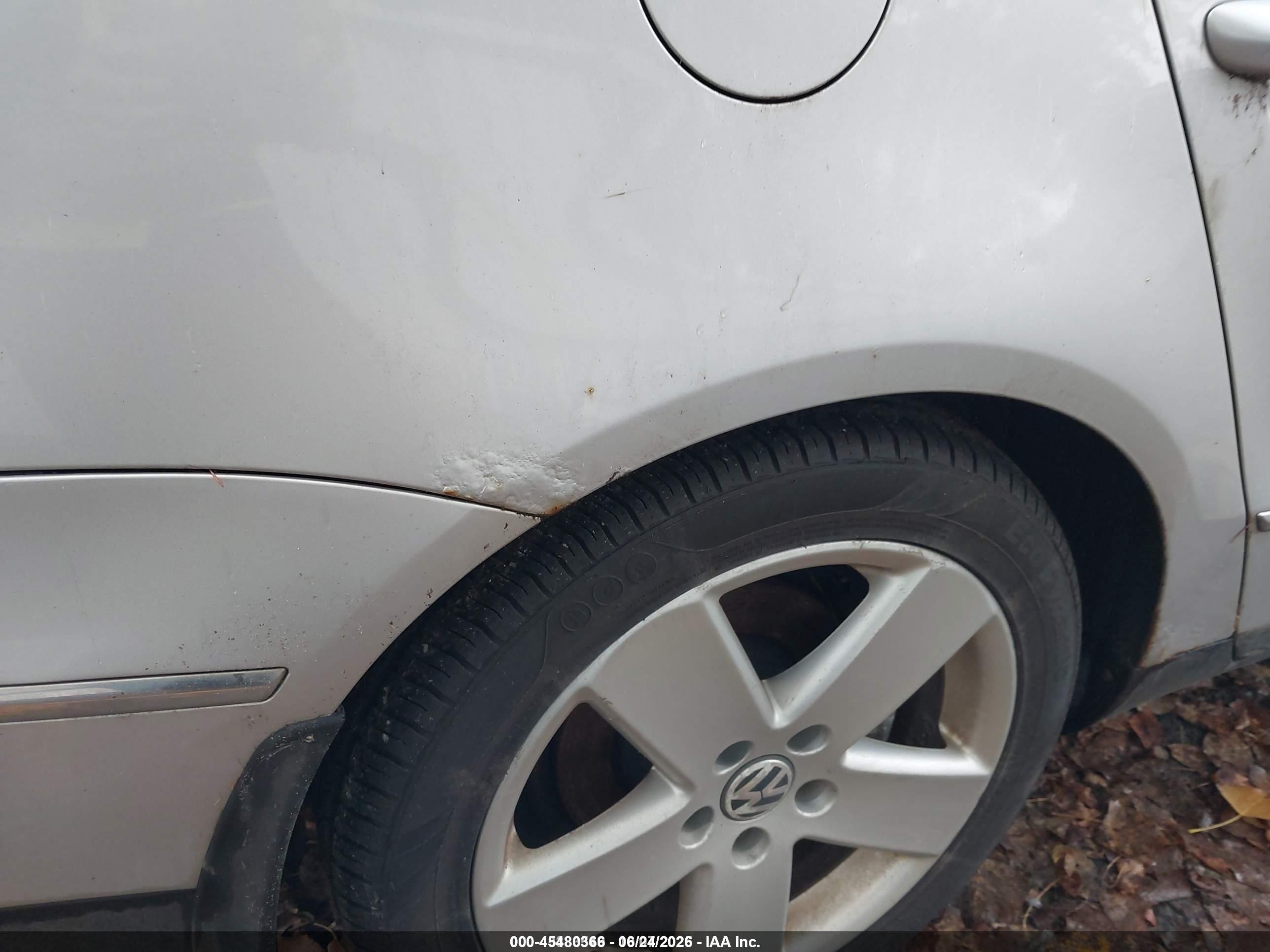 2007 Volkswagen Passat 2.0t/wolfsburg Edition Silver vin: WVWAK73C07P119097