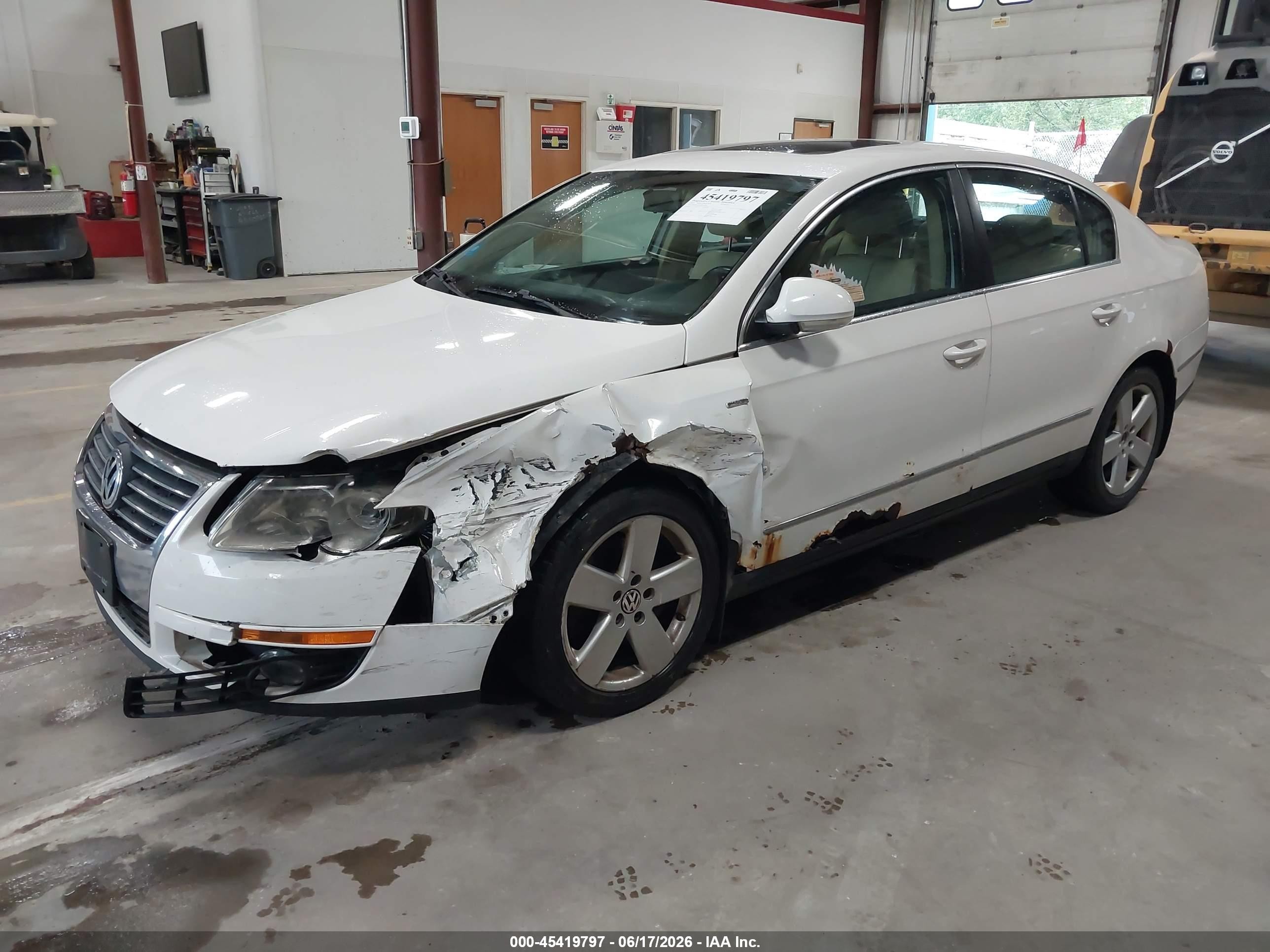 2007 Volkswagen Passat 2.0t Wolfsburg Edition White vin: WVWAK73C07P137261