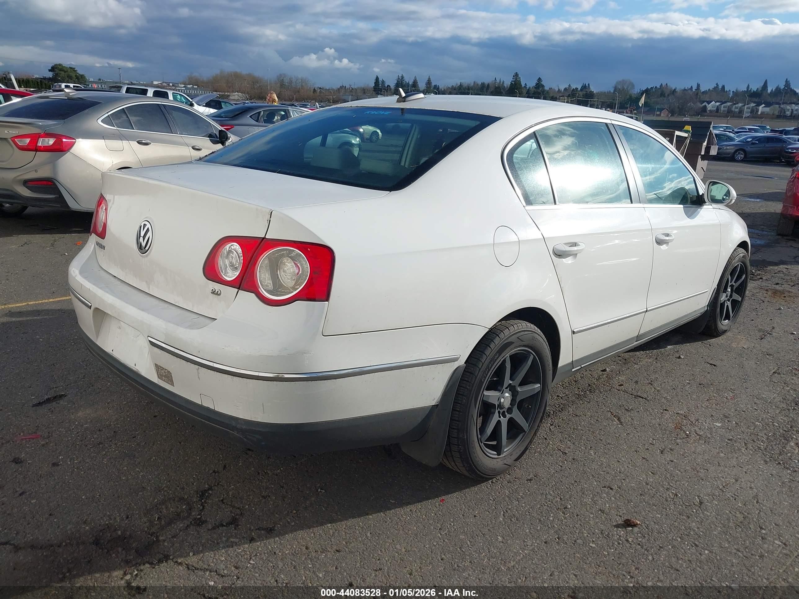 2006 Volkswagen Passat 2.0t Белый vin: WVWAK73C16P179680