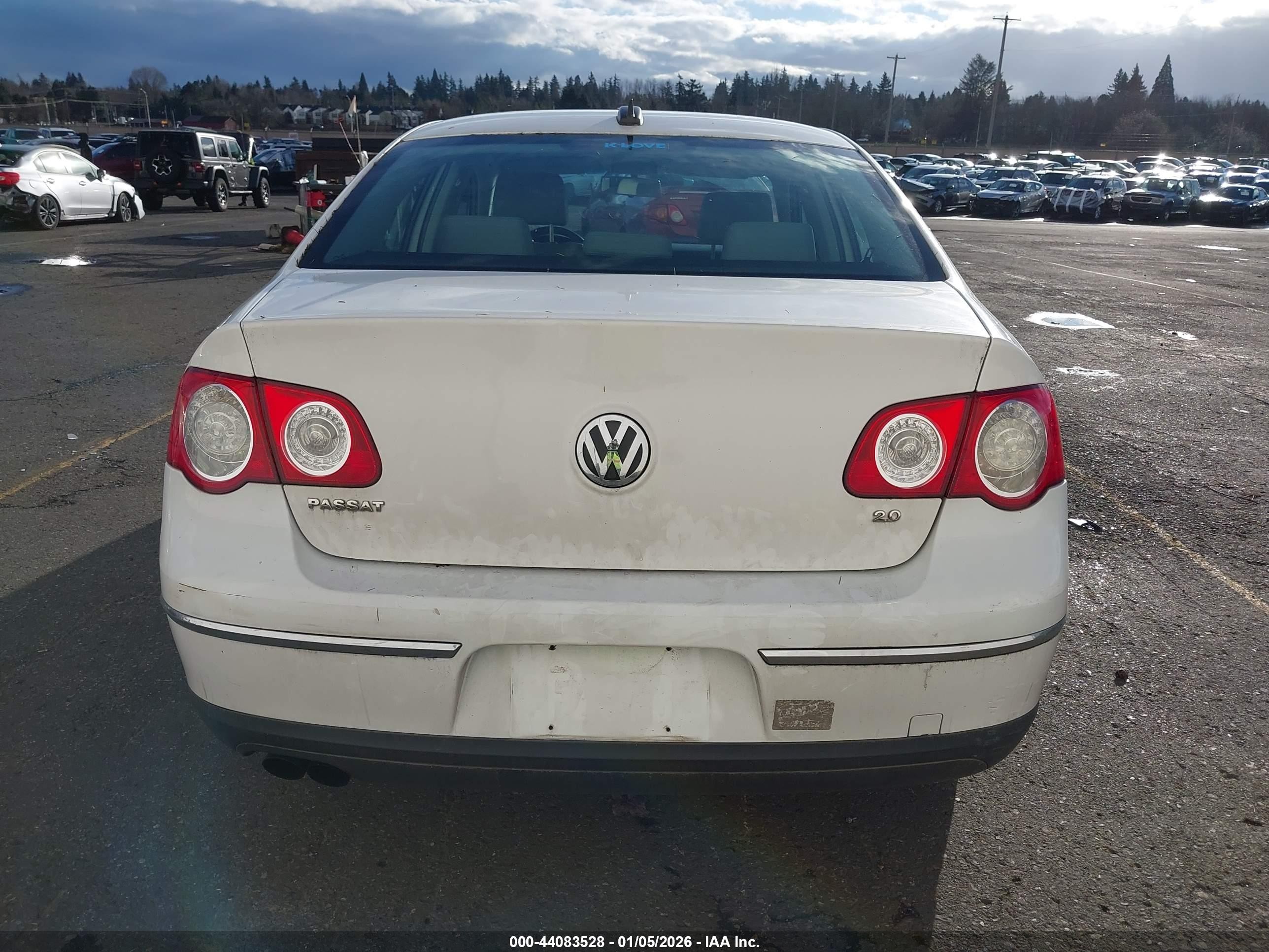 2006 Volkswagen Passat 2.0t Белый vin: WVWAK73C16P179680