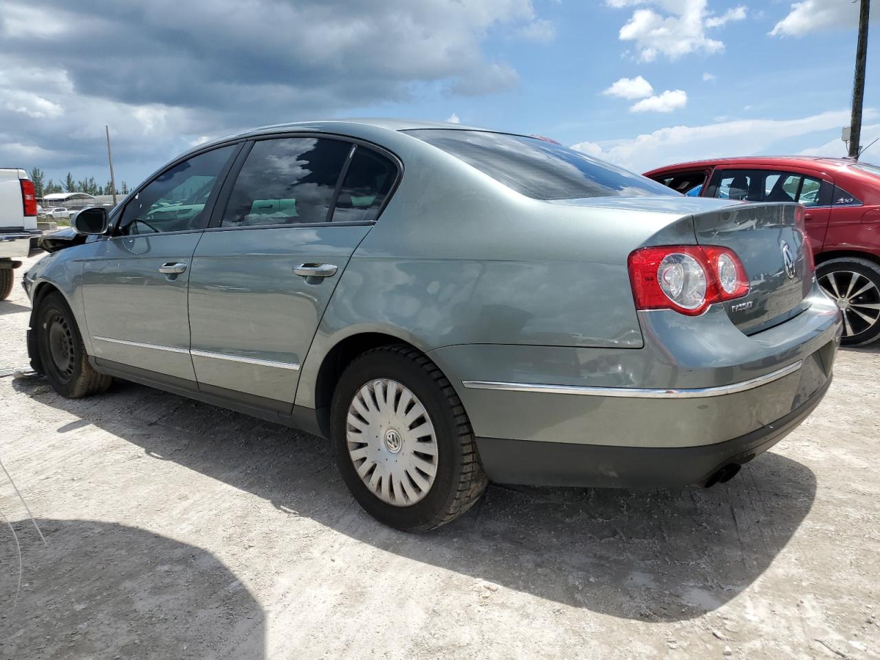 2006 Volkswagen Passat 2.0t Green vin: WVWAK73C26P215411