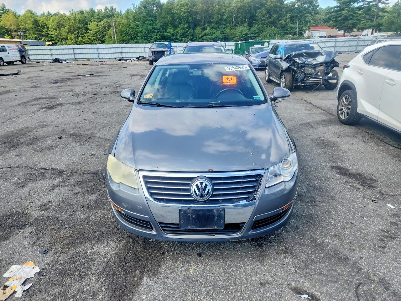2008 Volkswagen Passat Komfort Gray vin: WVWAK73C28P052665